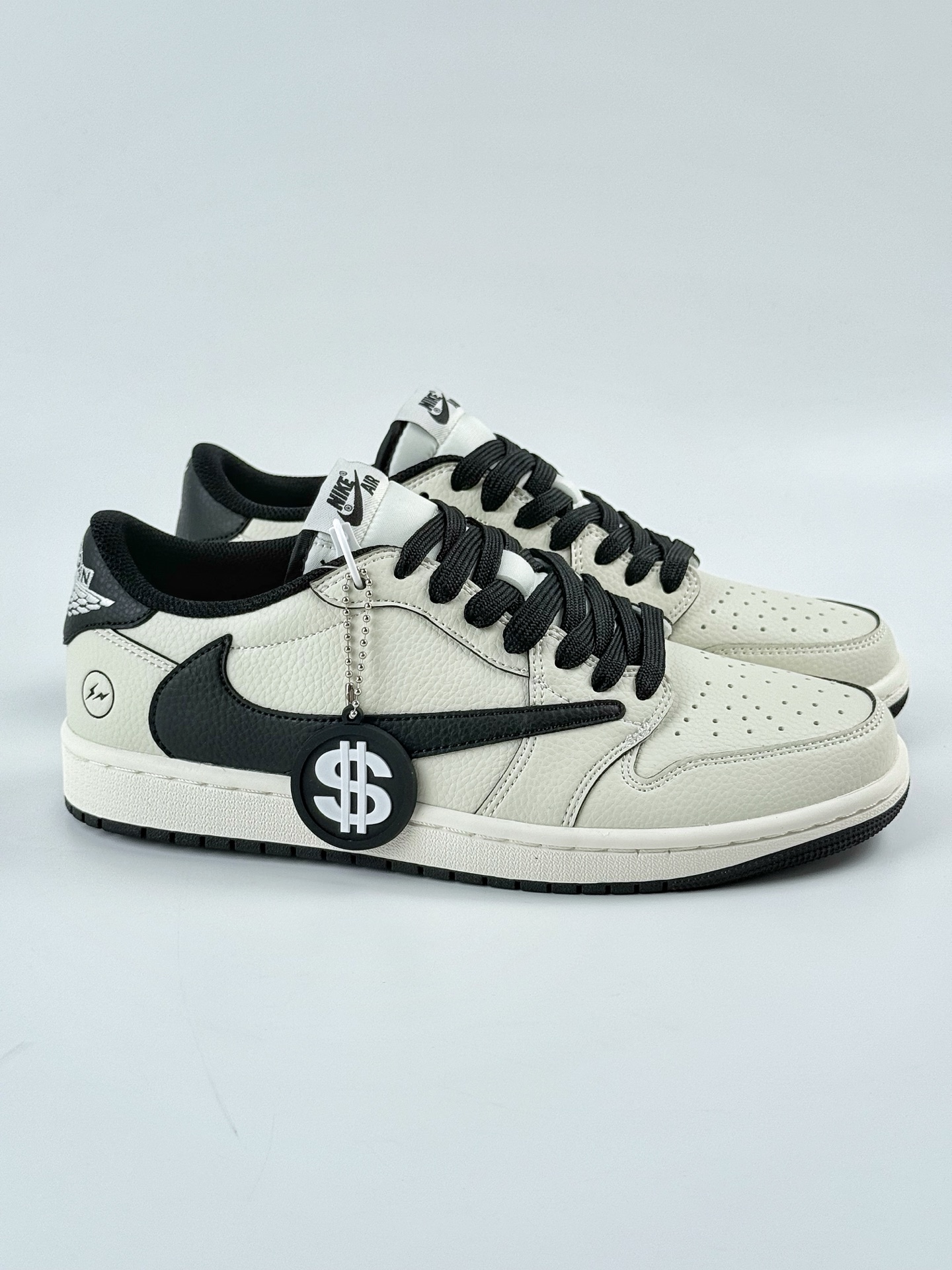 280 Travis Scott x Nike Air Jordan 1 Low Air Jordan 1 Low 反转白黑闪电倒钩 LK1099-061