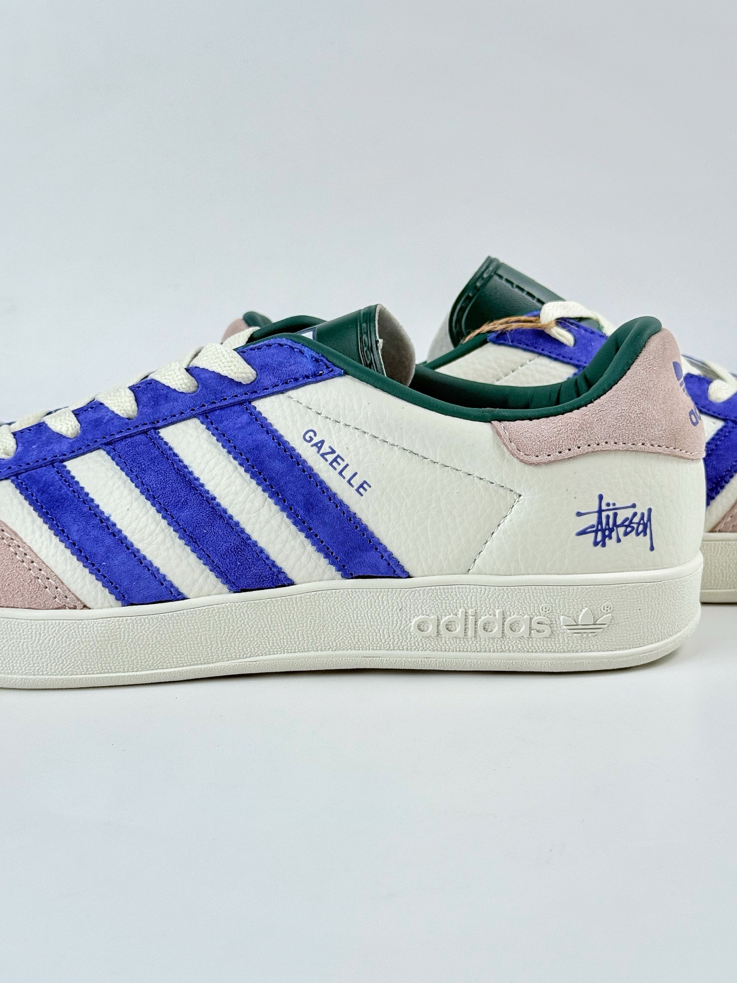 220 adidas Originals Gazelle INdoor x Stussy 三叶草休闲防滑耐磨低帮板鞋 DD6601
