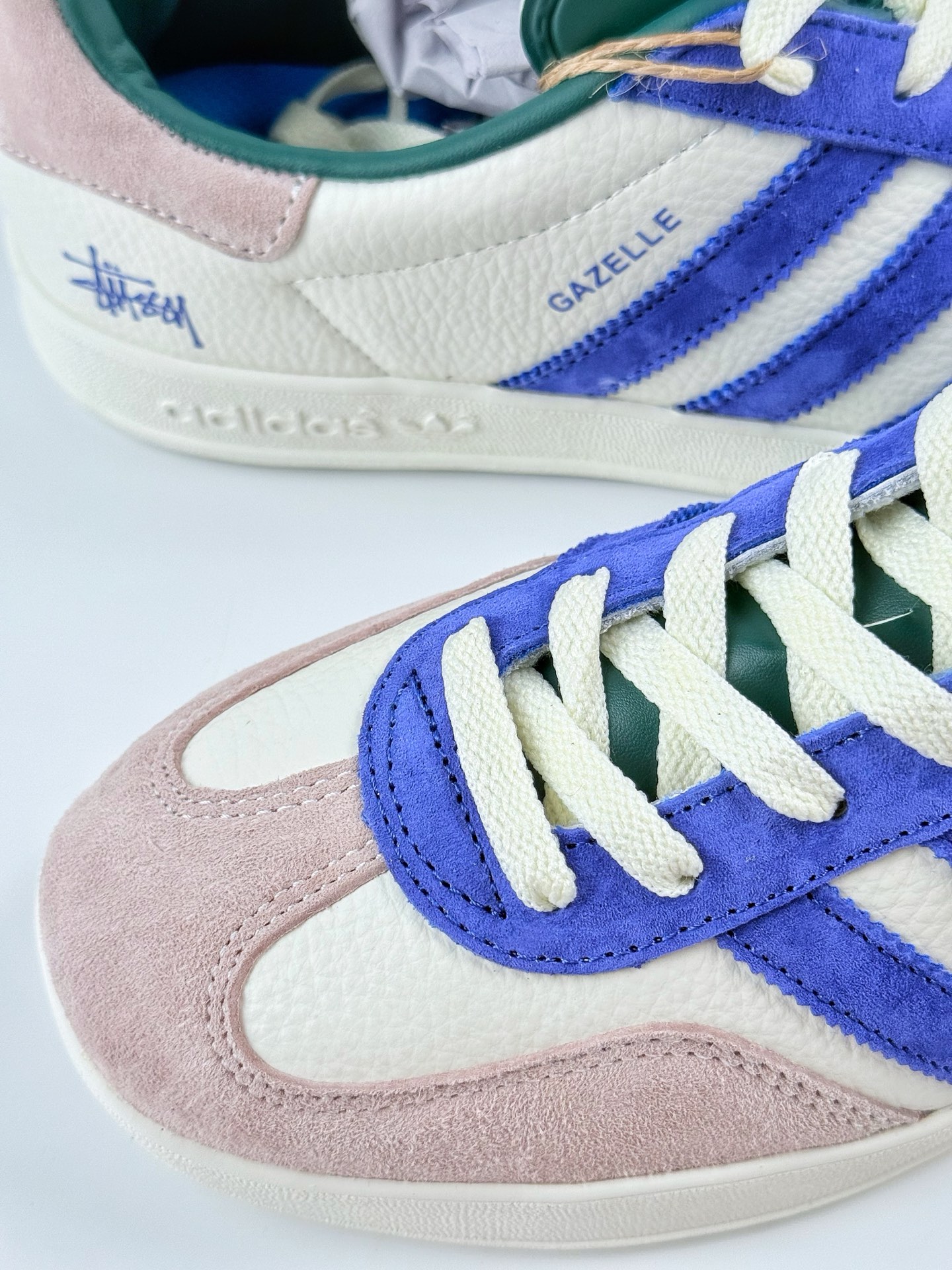 220 adidas Originals Gazelle INdoor x Stussy 三叶草休闲防滑耐磨低帮板鞋 DD6601