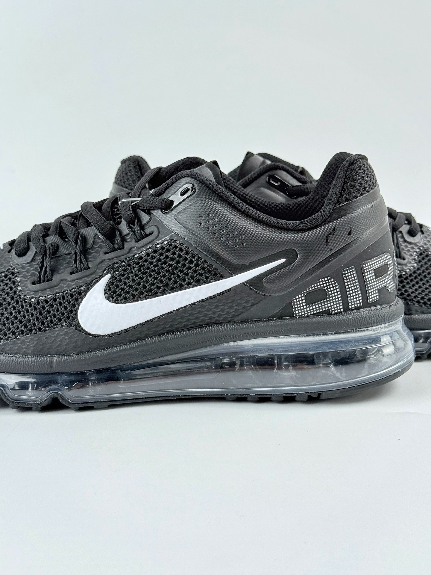 Nike Air Max+ 复古减震气垫跑鞋 554886-108
