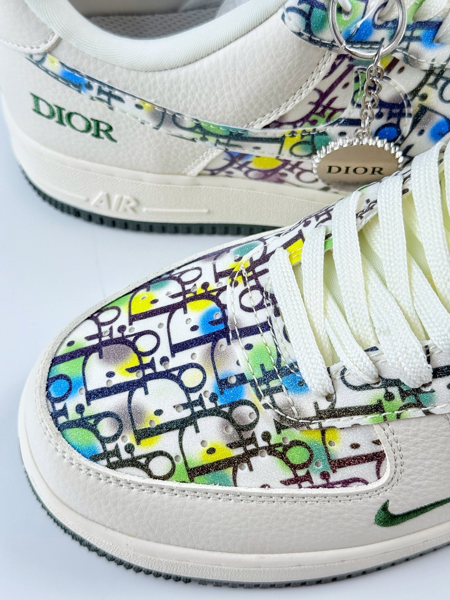 260 Nike Air Force 1 Low 07 x DIOR 白绿小勾 DF0188-065