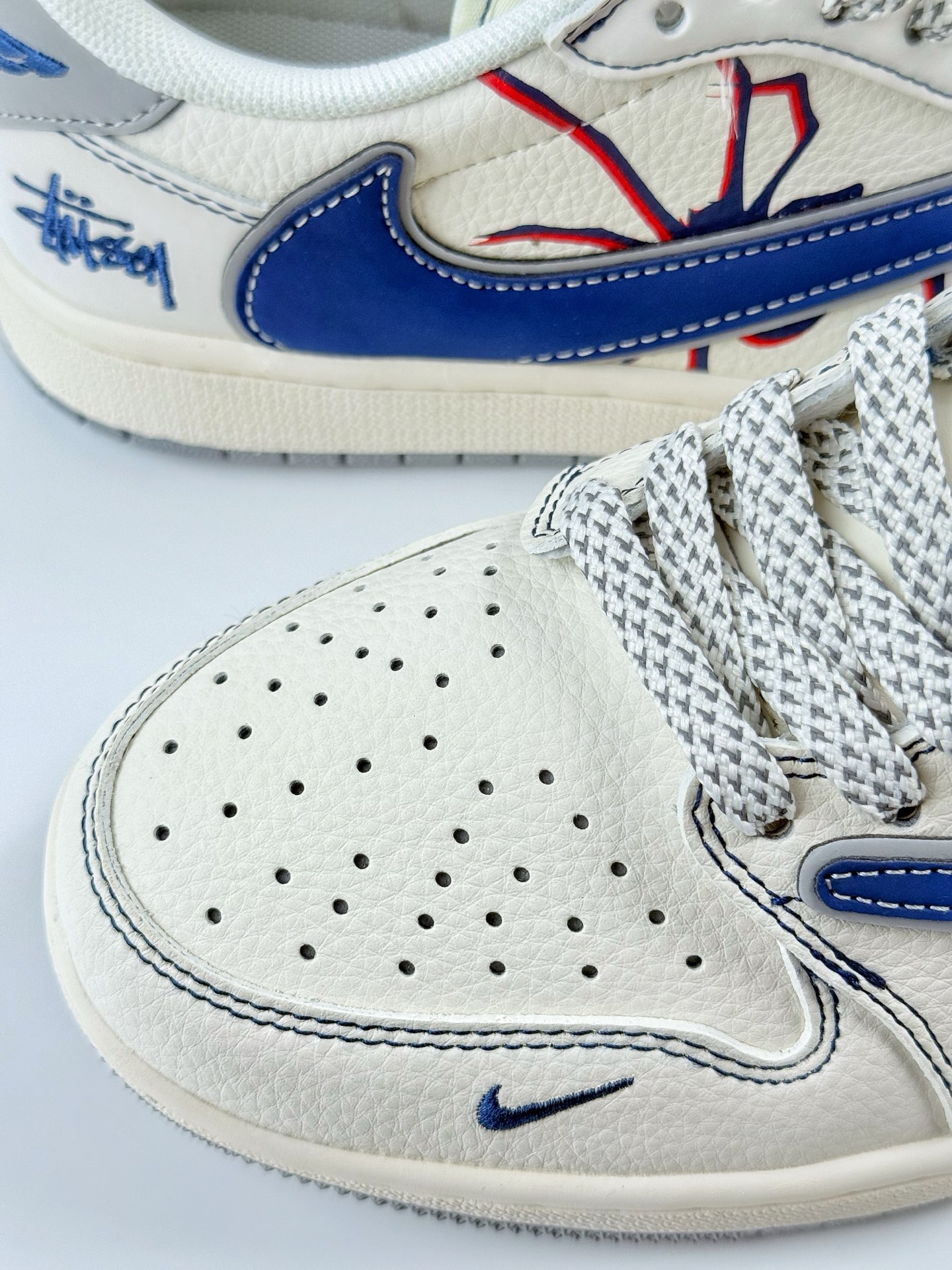Travis Scott x Nike Air Jordan 1 Low x Stussy Air Jordan 1 Low 反转白蓝灰小勾满天星倒钩 HS8068-005
