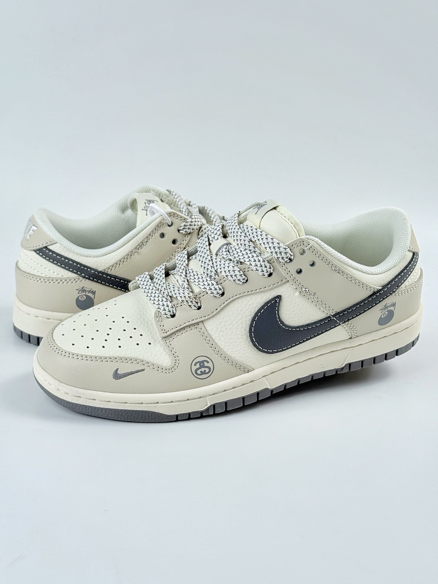 Nike SB Dunk Low x Stussy 米白小勾满天星 XF8698-085