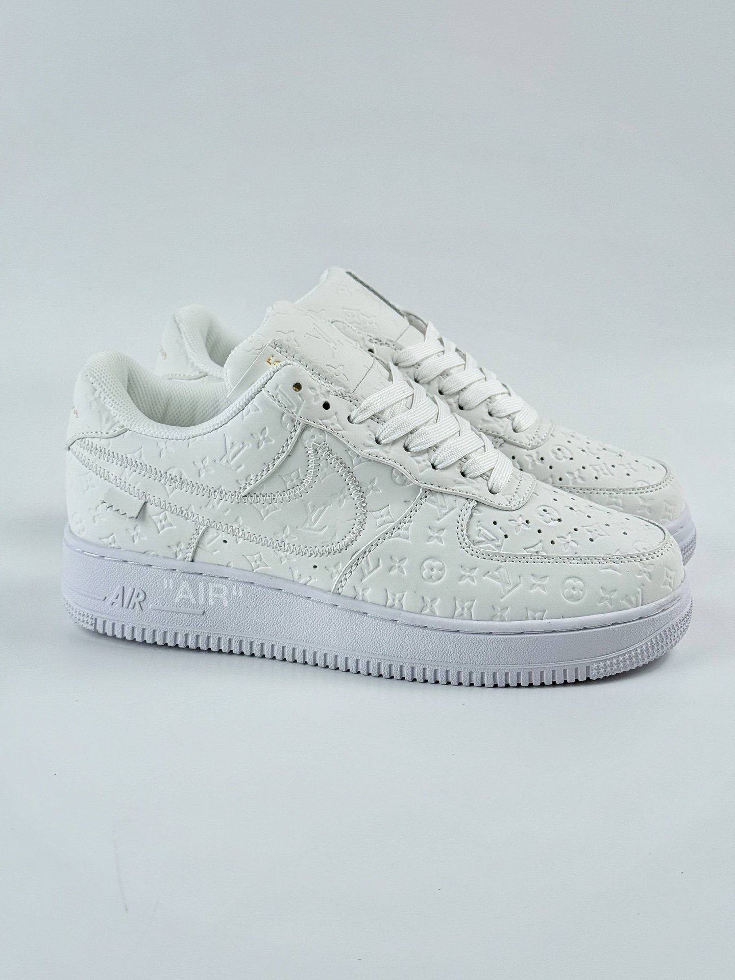 230 Nike Air Force 1 Low 07 x Louis Vuitton 纯白 MS 0232