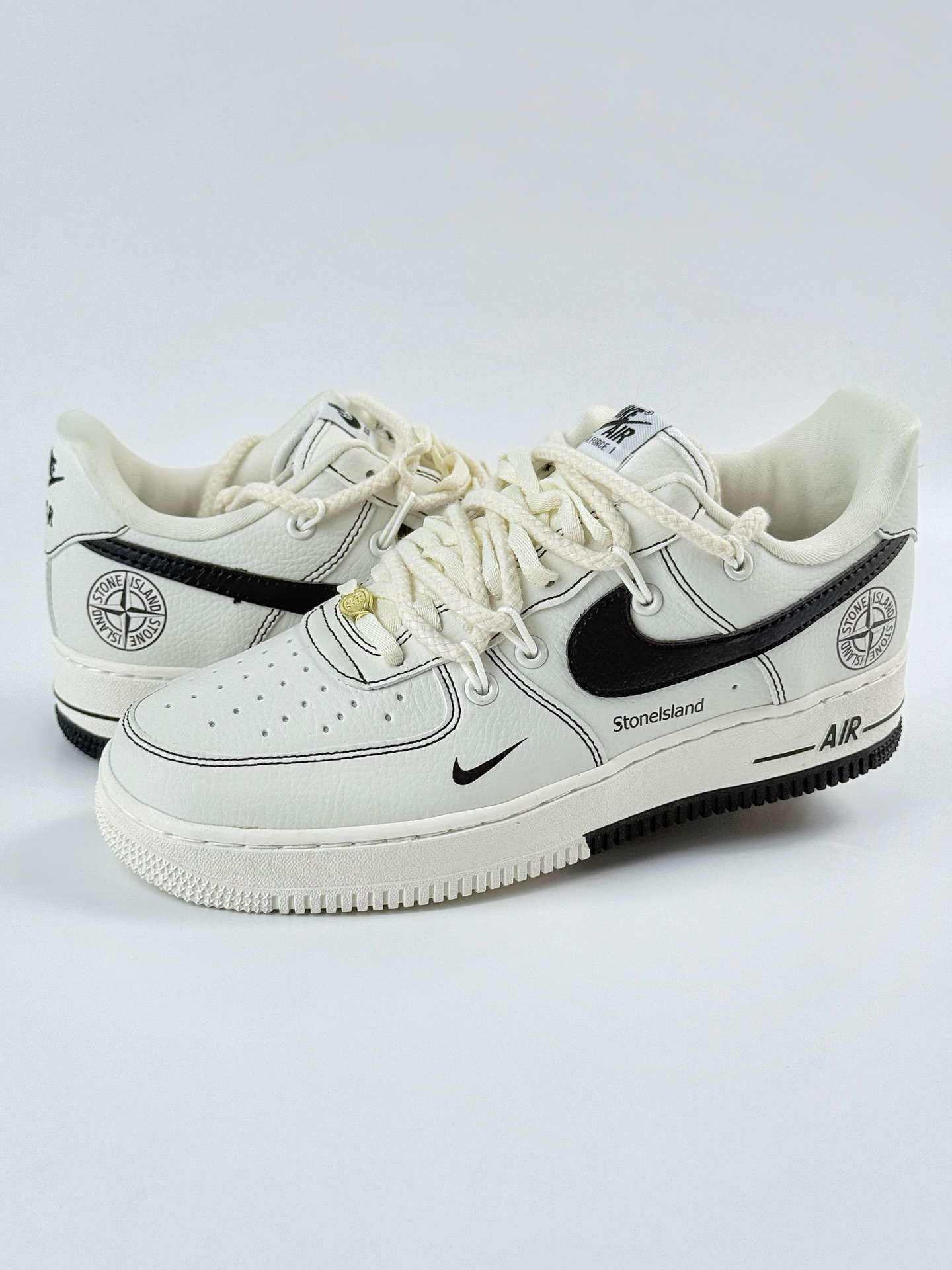 260 Nike Air Force 1 Low 07 x Stone Island 白黑小勾 GS9875-001