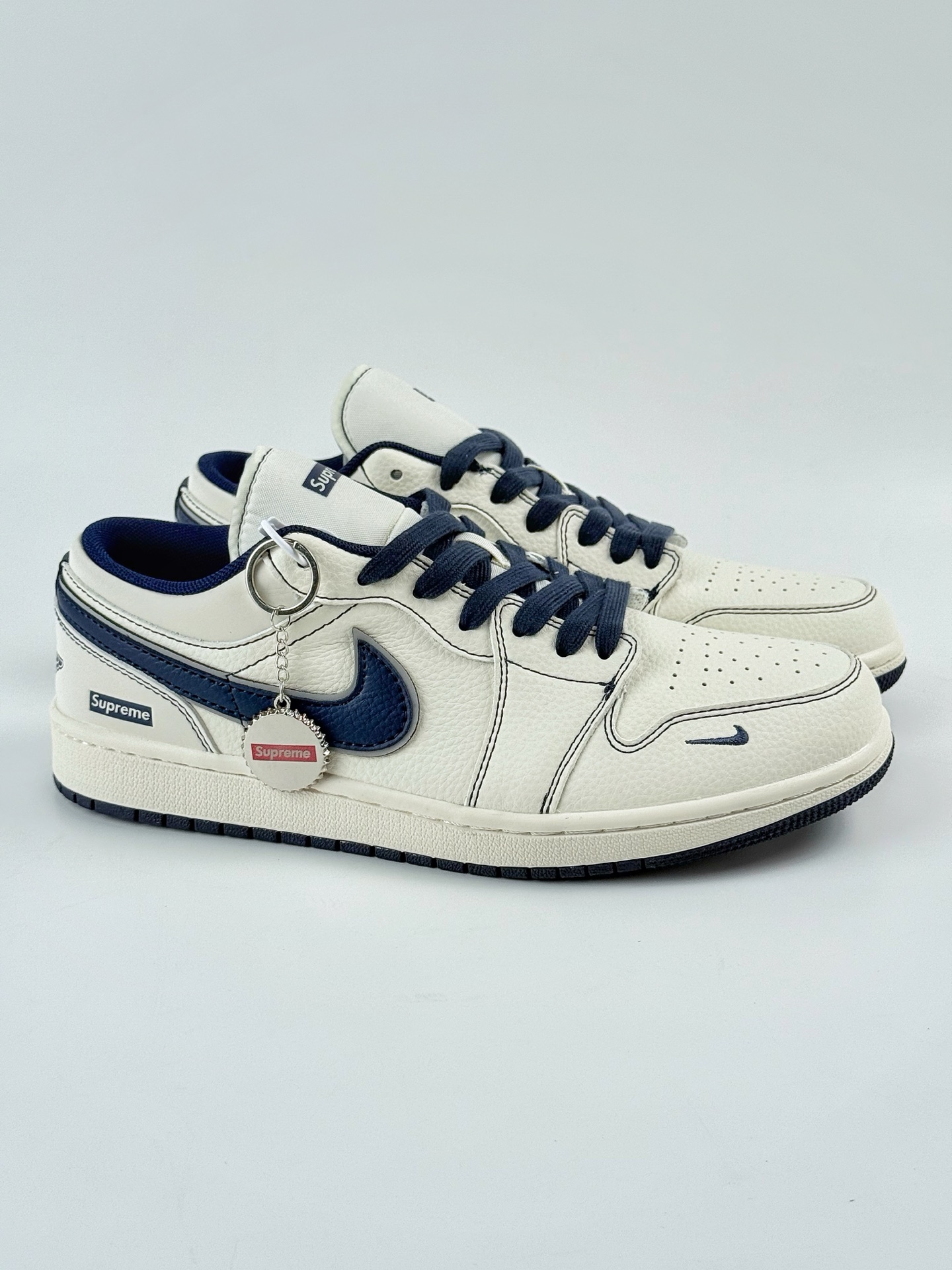 280 Air Jordan 1 Retro Low x Supreme 白蓝小勾 XX3168-176