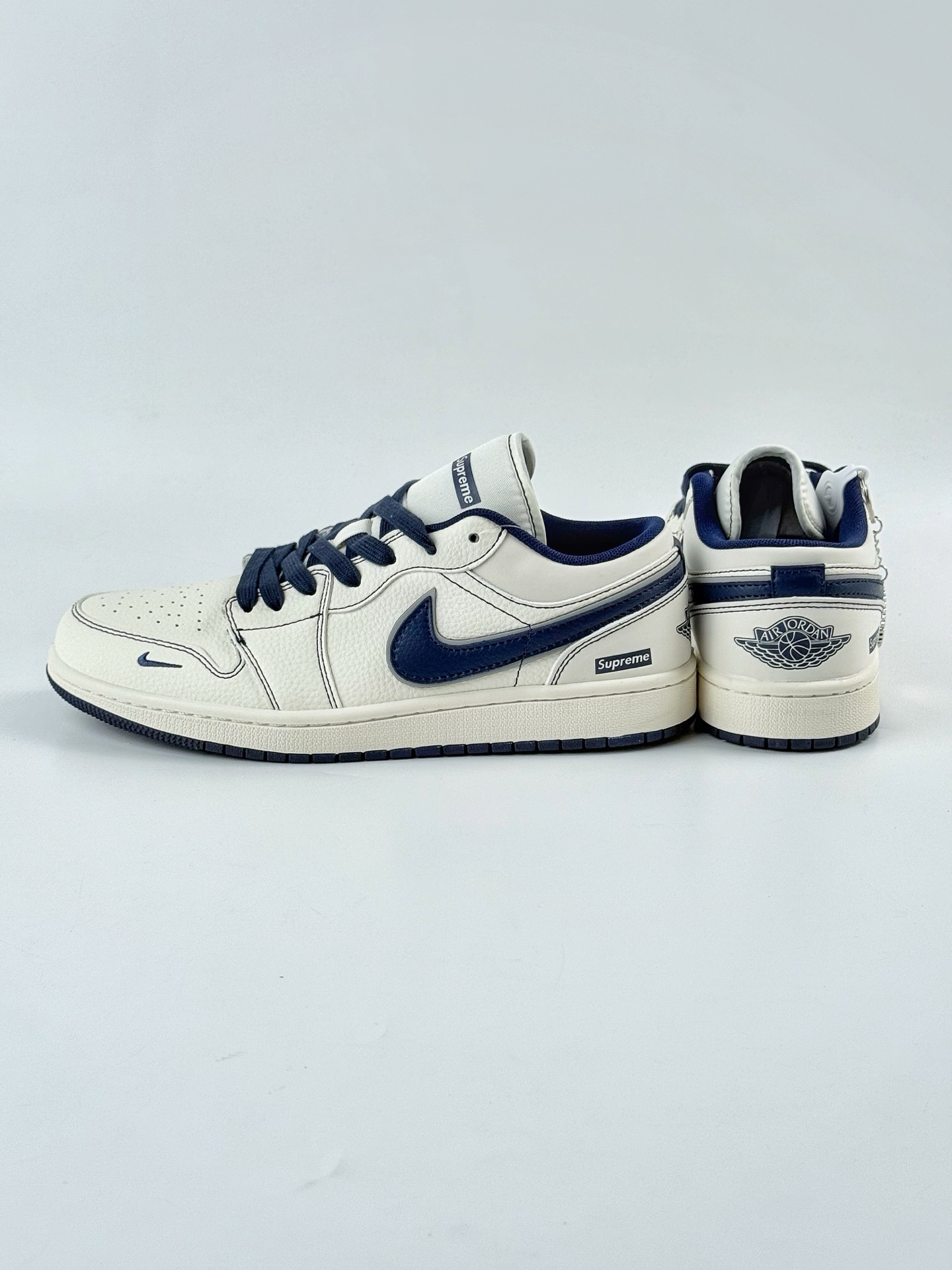 280 Air Jordan 1 Retro Low x Supreme 白蓝小勾 XX3168-176
