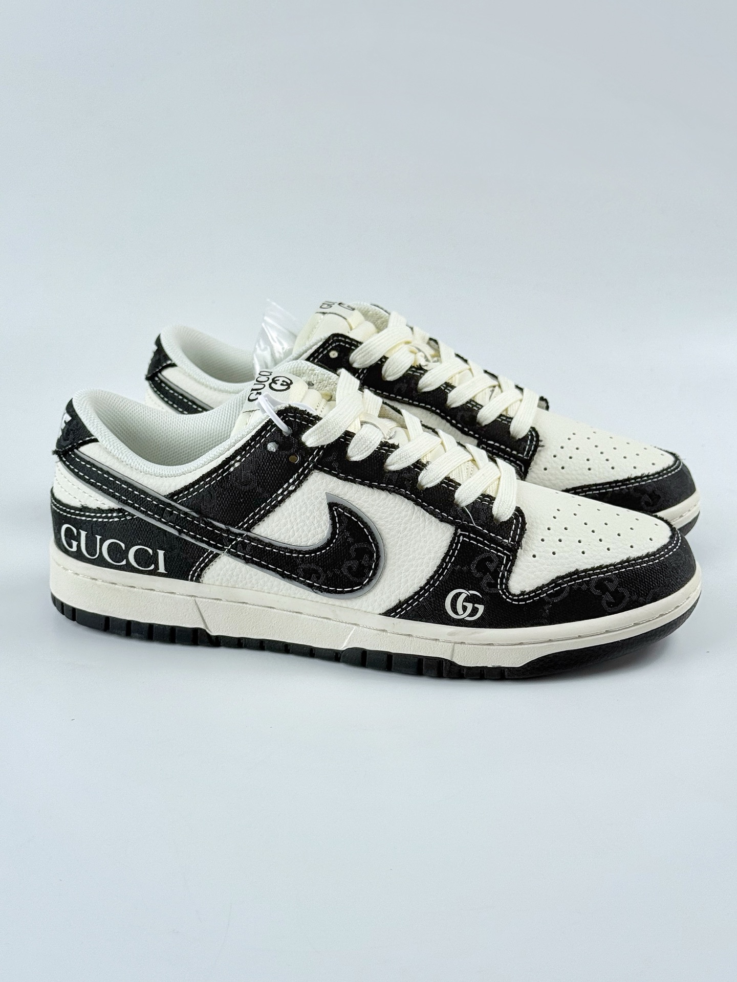 260 Nike SB Dunk Low x GUCCI 黑白 XD1588-211