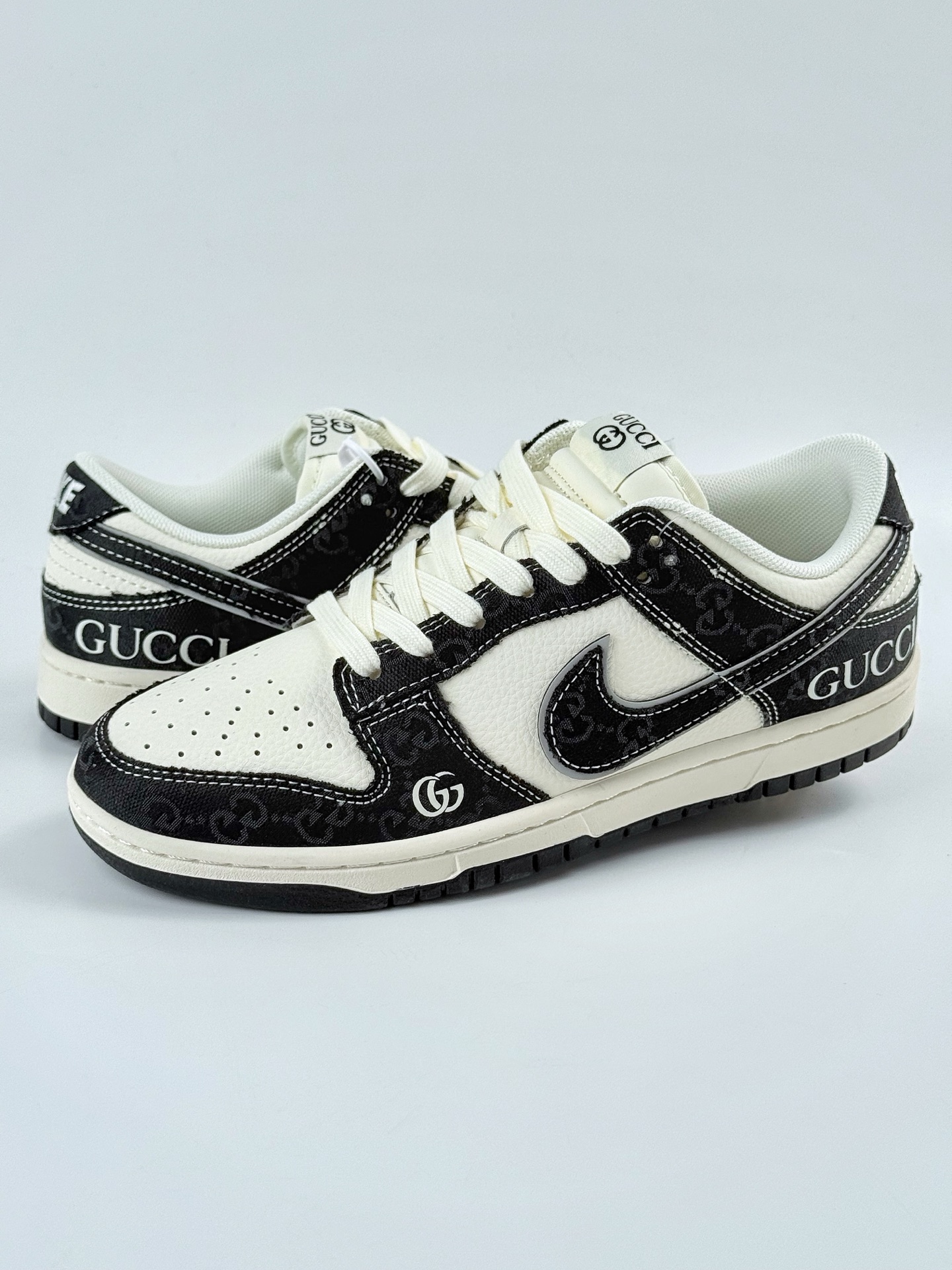 260 Nike SB Dunk Low x GUCCI 黑白 XD1588-211