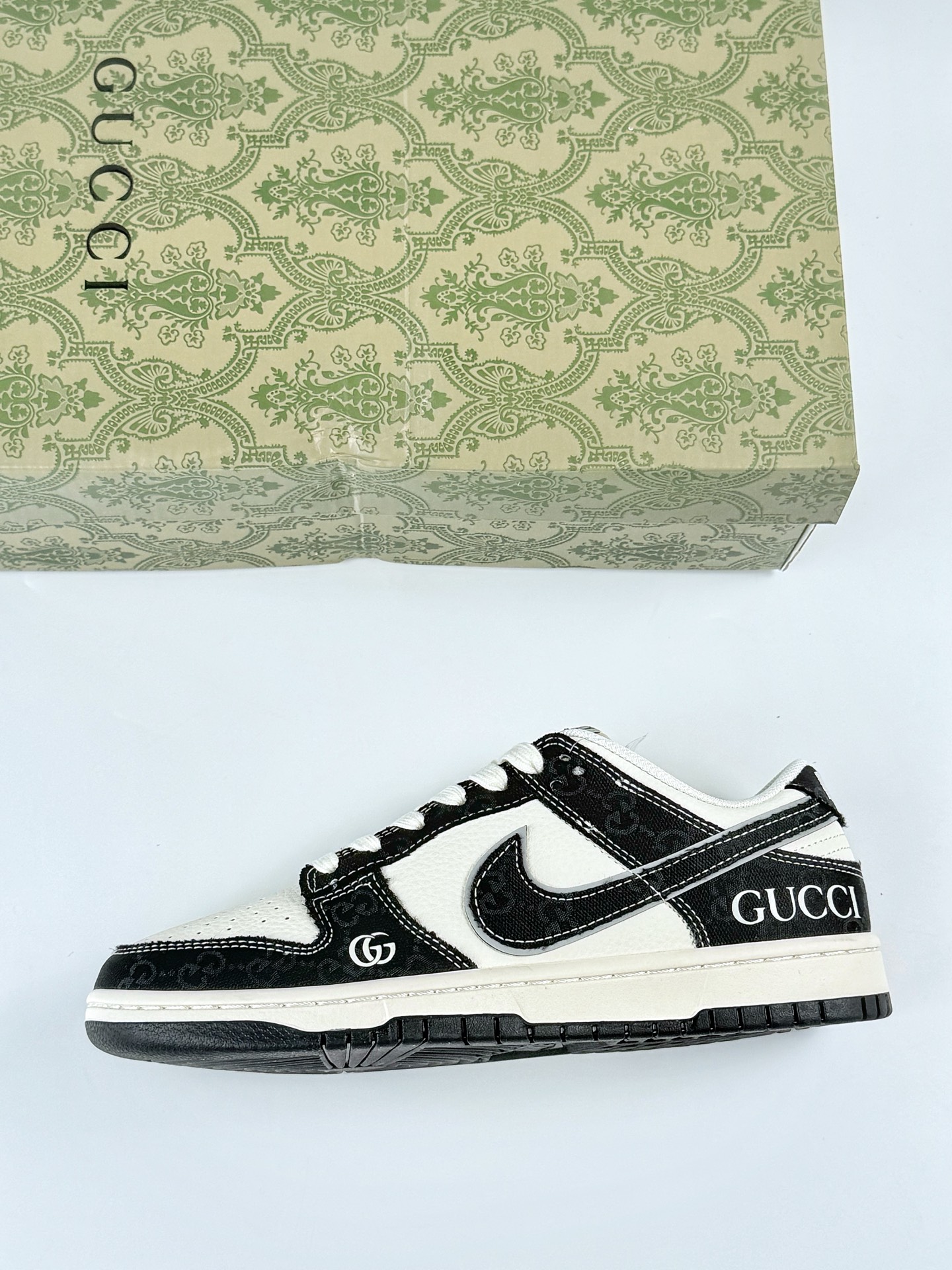 260 Nike SB Dunk Low x GUCCI 黑白 XD1588-211
