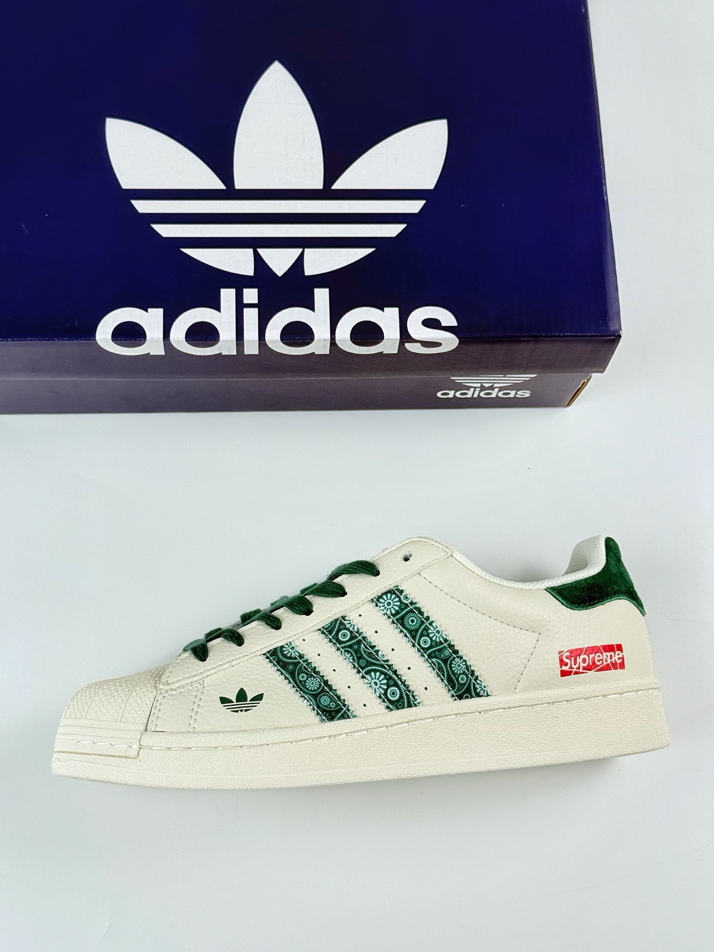 220 AD Originals Superstar x Supreme 白绿 XS0008