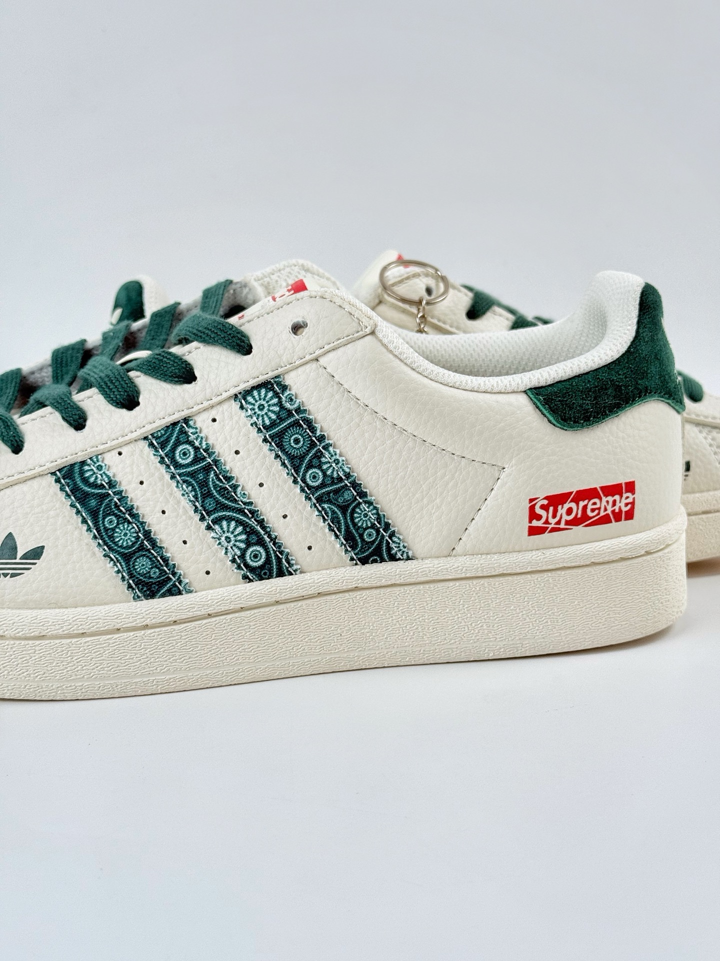 220 AD Originals Superstar x Supreme 白绿 XS0008
