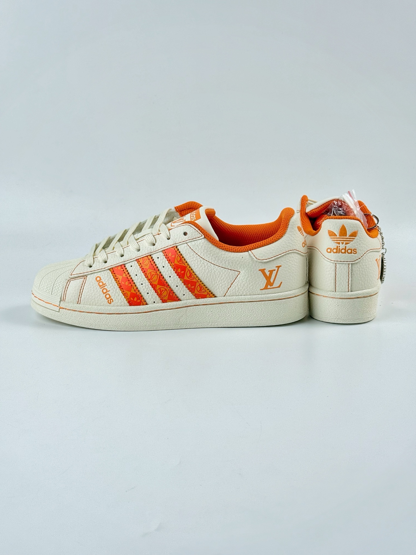 220 AD Originals Superstar x Louis Vuitton 白橙 AD0004