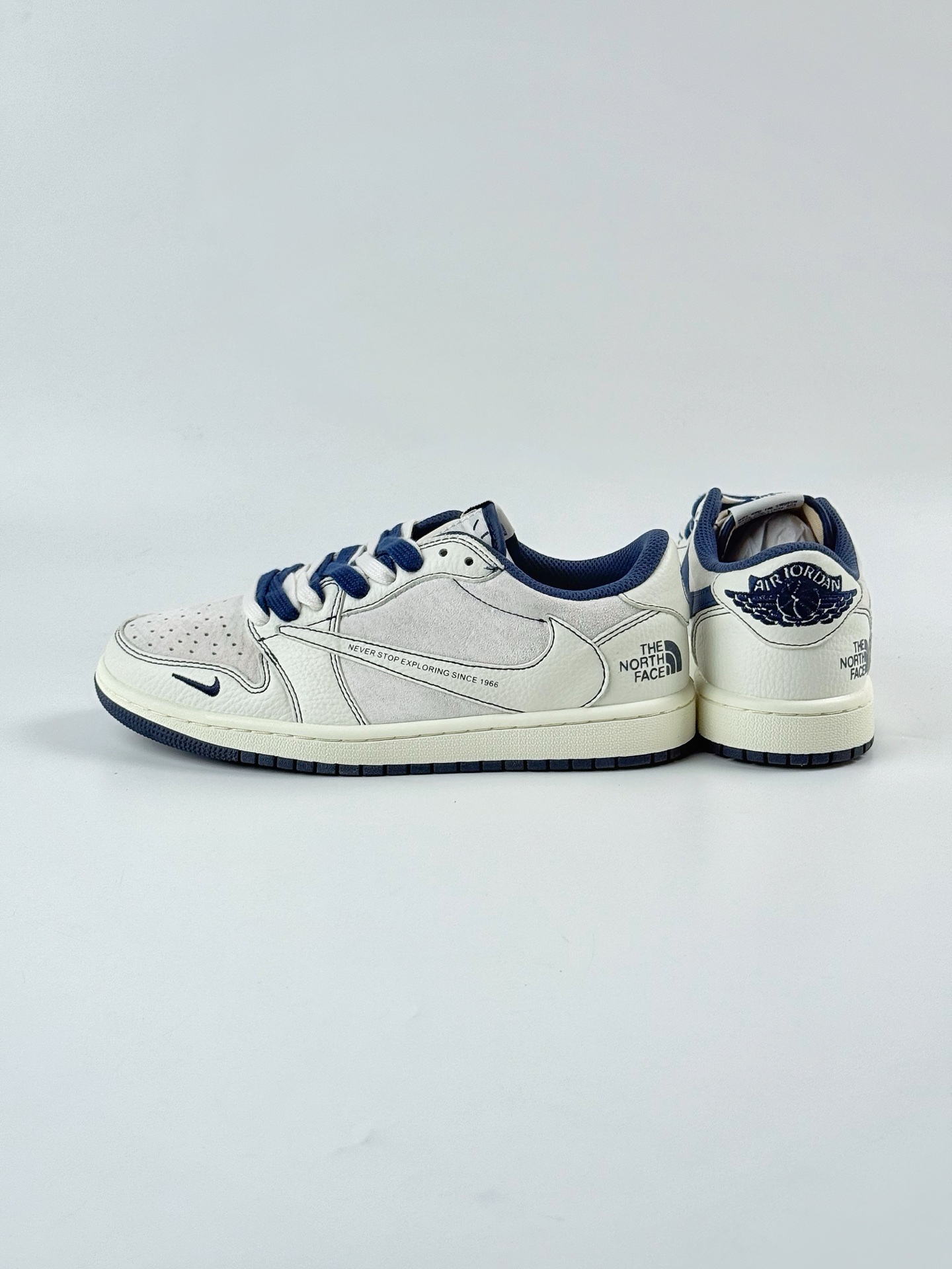 280 Travis Scott x Nike Air Jordan 1 Low x The North Face Air Jordan 1 Low 反转白灰蓝小勾倒钩 XZ5749-001