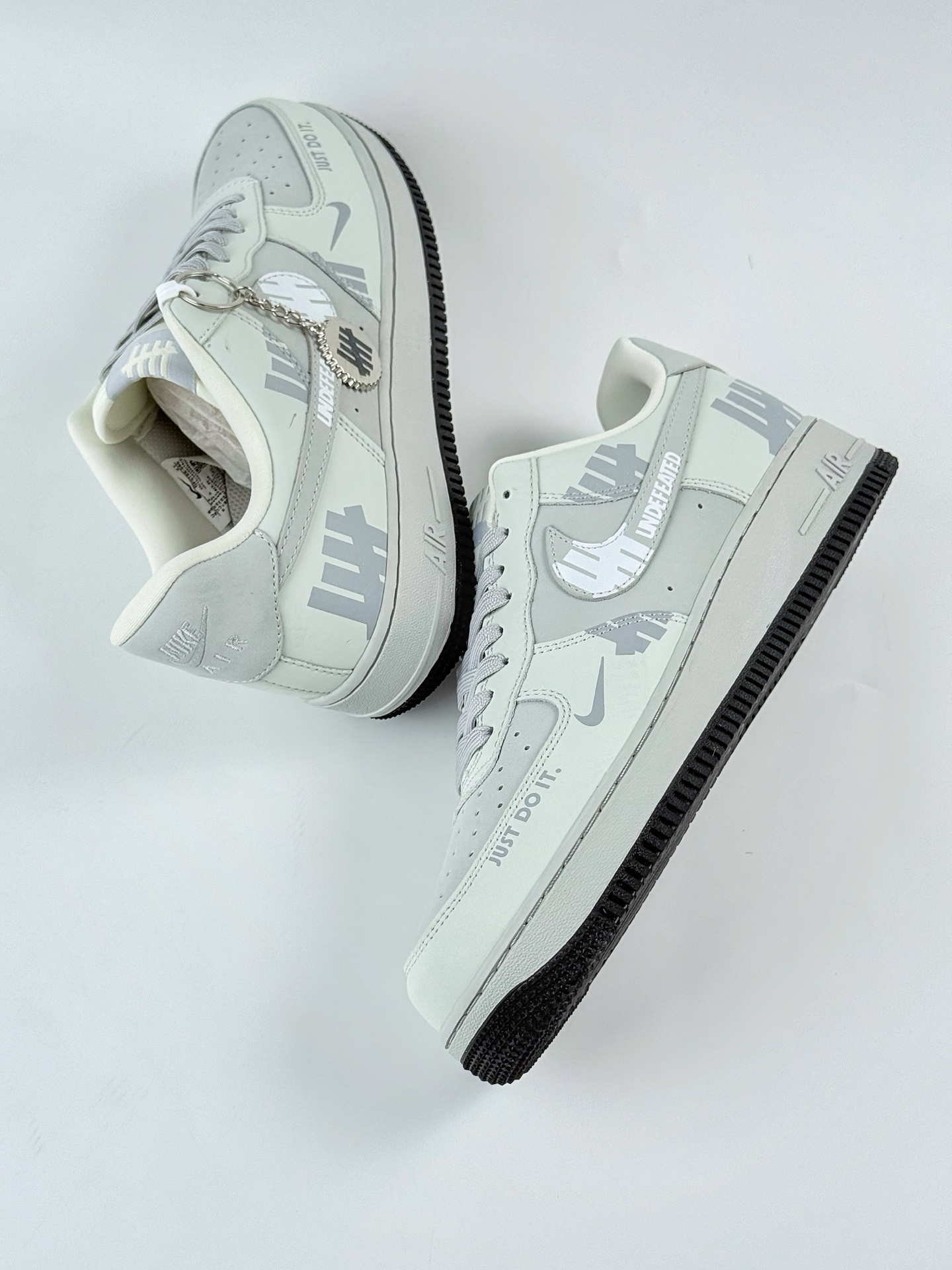 Nike Air Force 1 Low 07 x UNDEFEATED 白灰小勾 DF0188-060