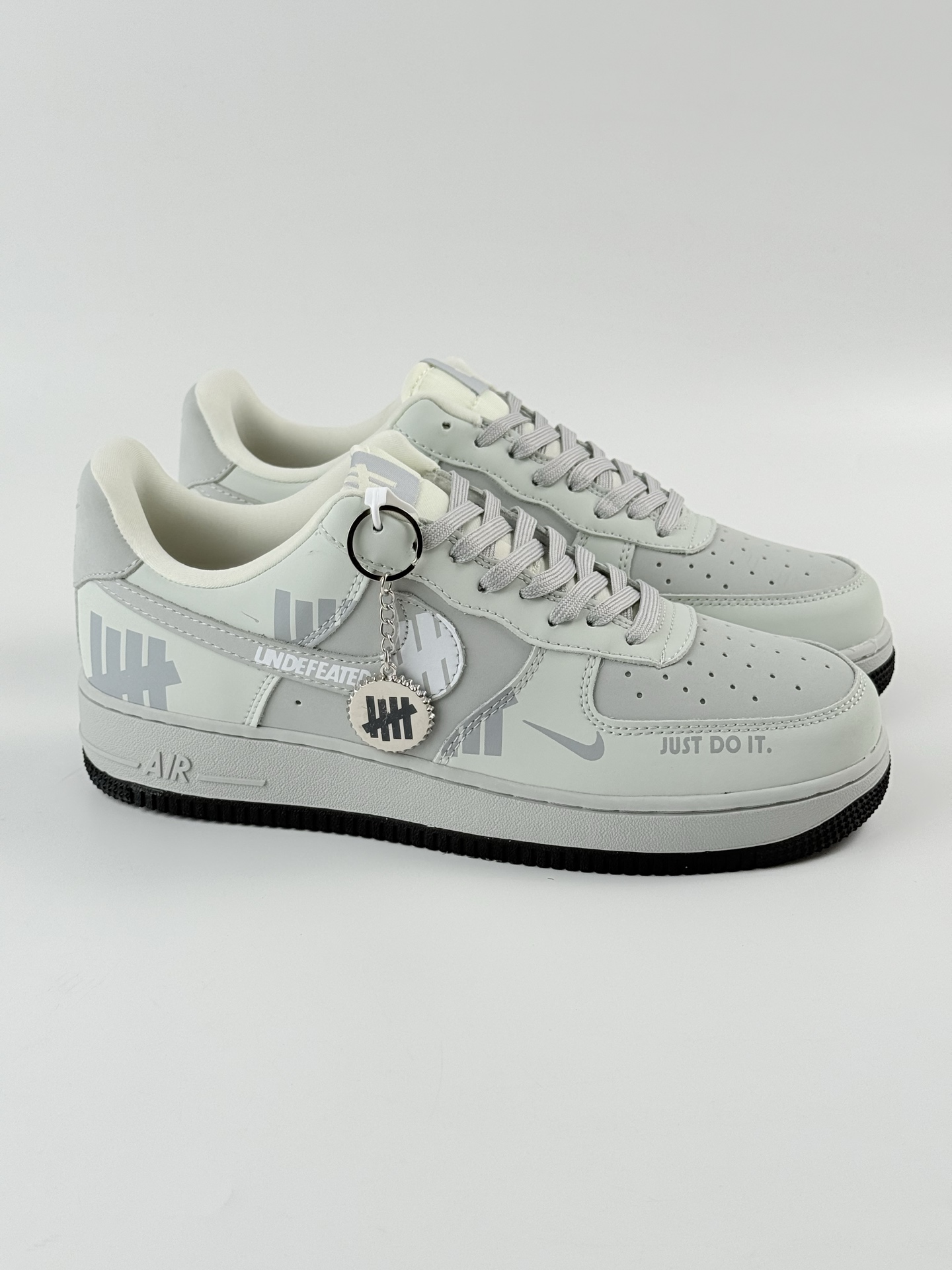 Nike Air Force 1 Low 07 x UNDEFEATED 白灰小勾 DF0188-060