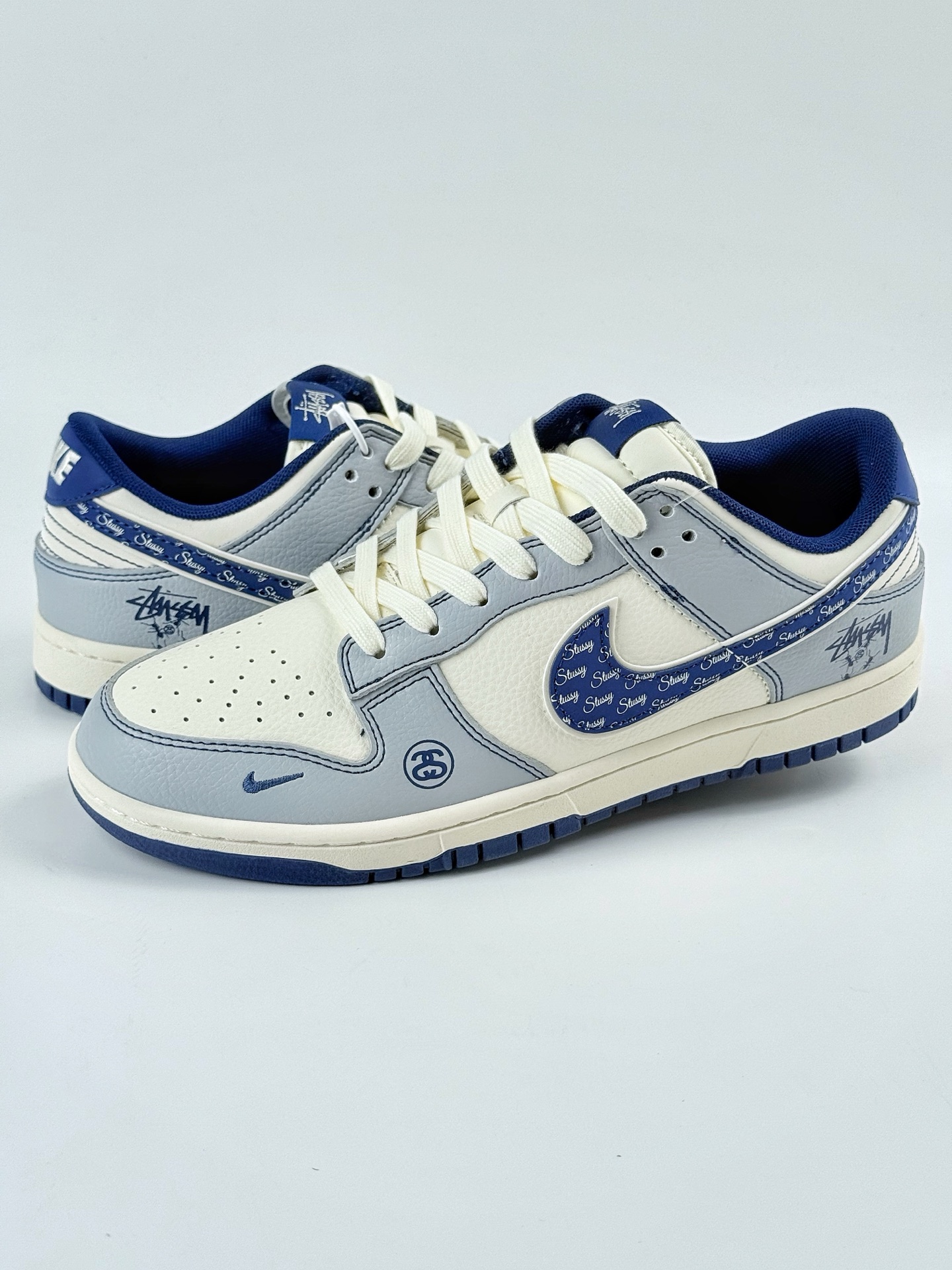 280 Nike SB Dunk Low x Stussy 灰白蓝小勾 XS6089-595