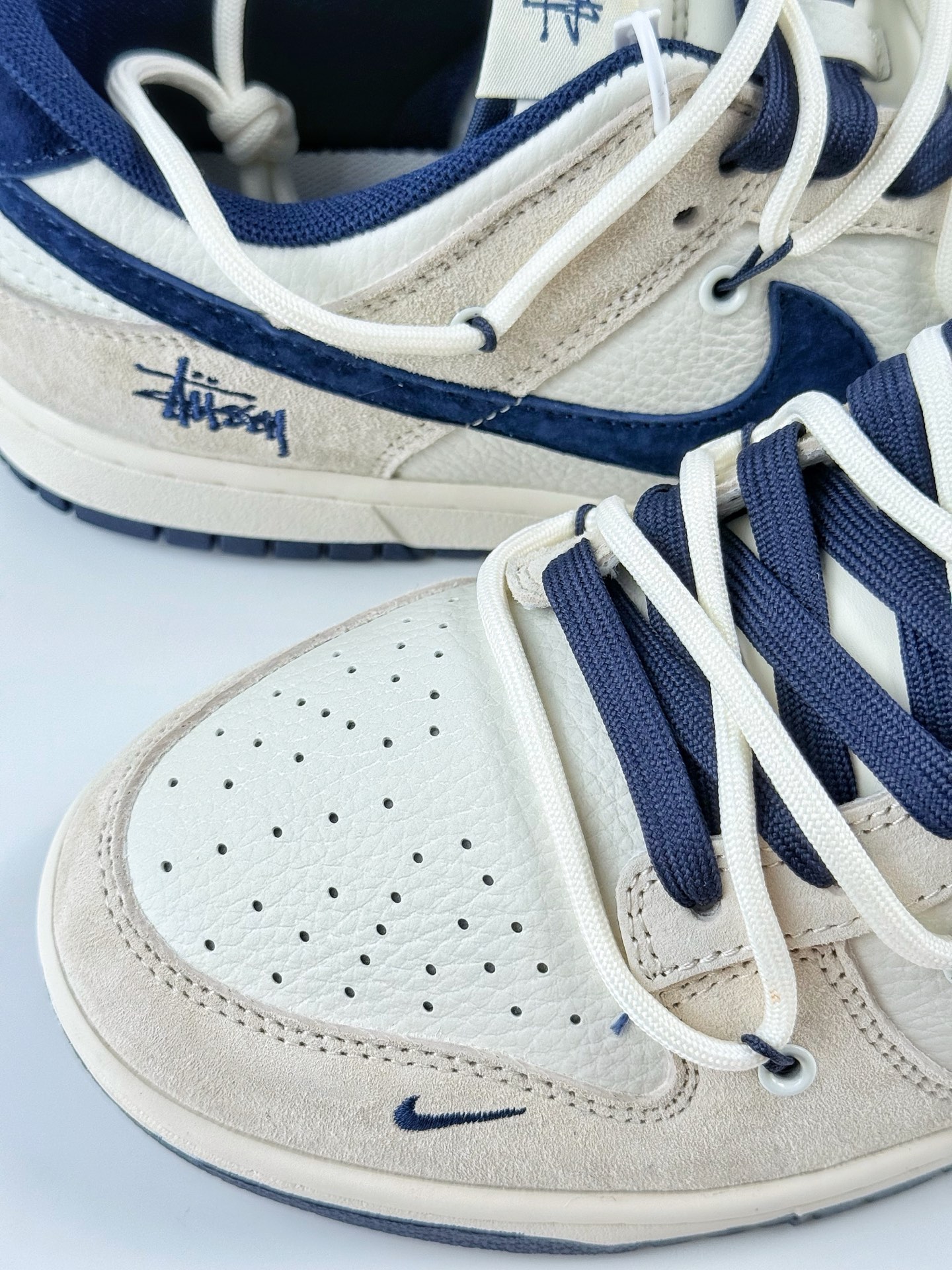 Nike SB Dunk Low x Stussy 棕白蓝小勾 DM6868-008