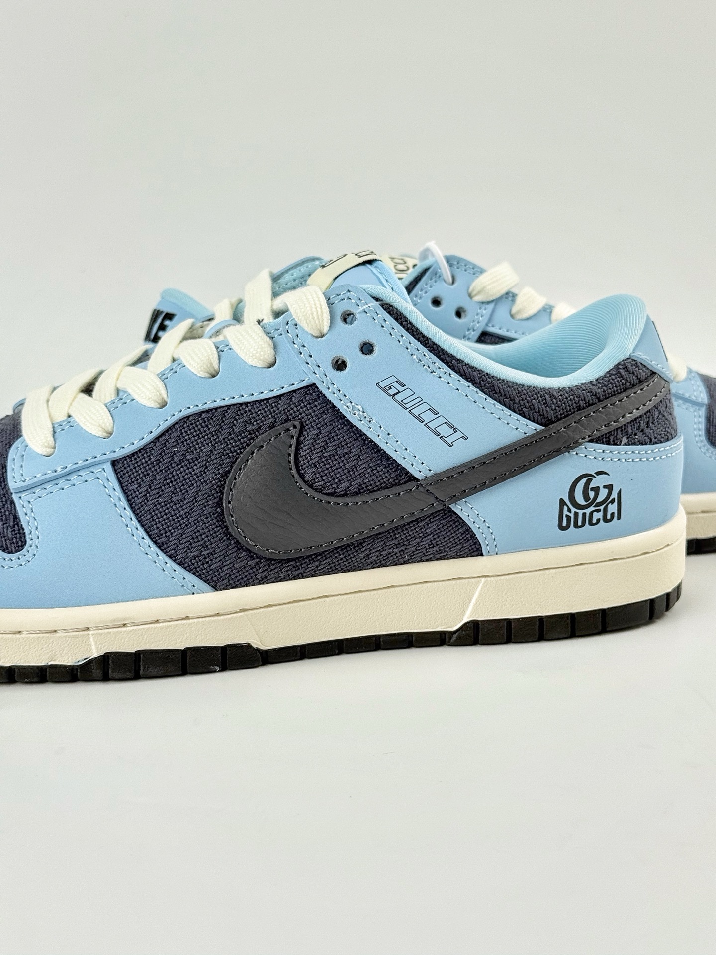 Nike SB Dunk Low x GUCCI 蓝黑小勾 XD1588-214