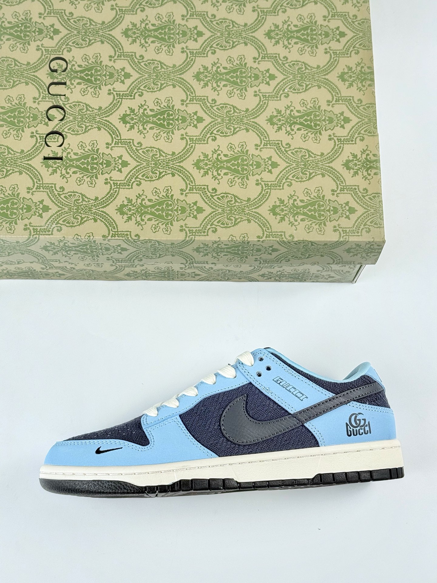 Nike SB Dunk Low x GUCCI 蓝黑小勾 XD1588-214
