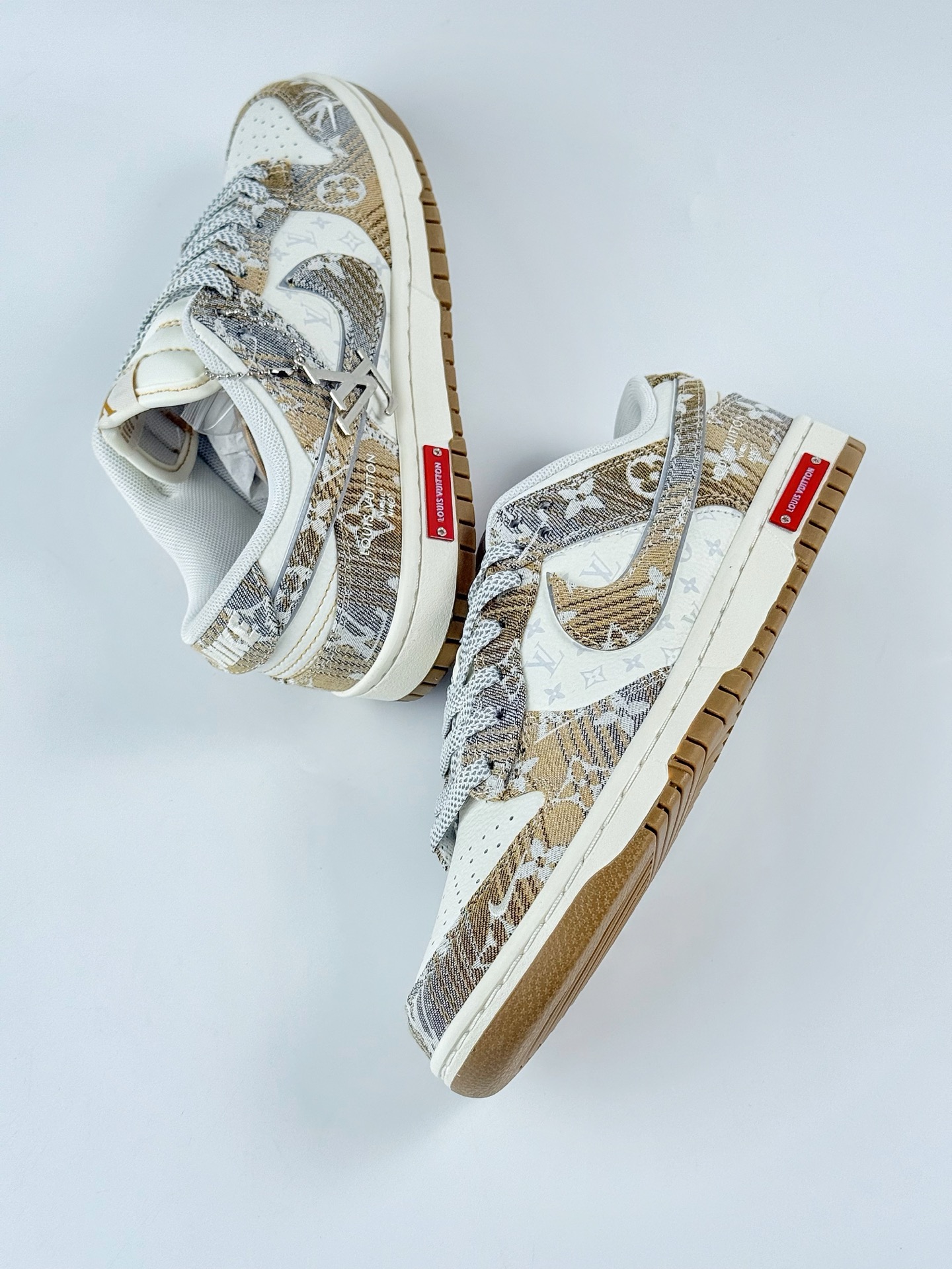 Nike SB Dunk Low x Louis Vuitton 黄白满天星 SC9772-810