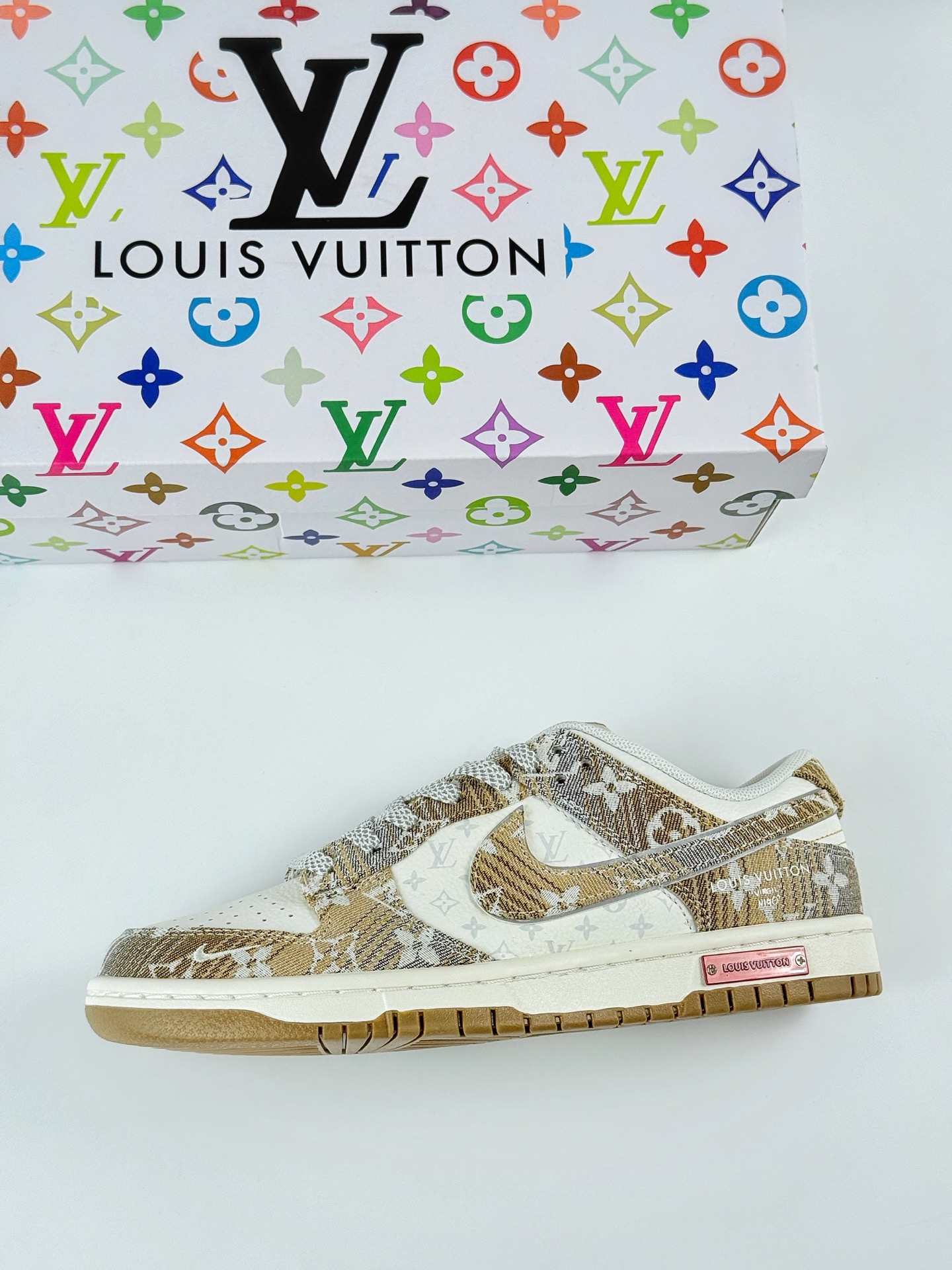 Nike SB Dunk Low x Louis Vuitton 黄白满天星 SC9772-810
