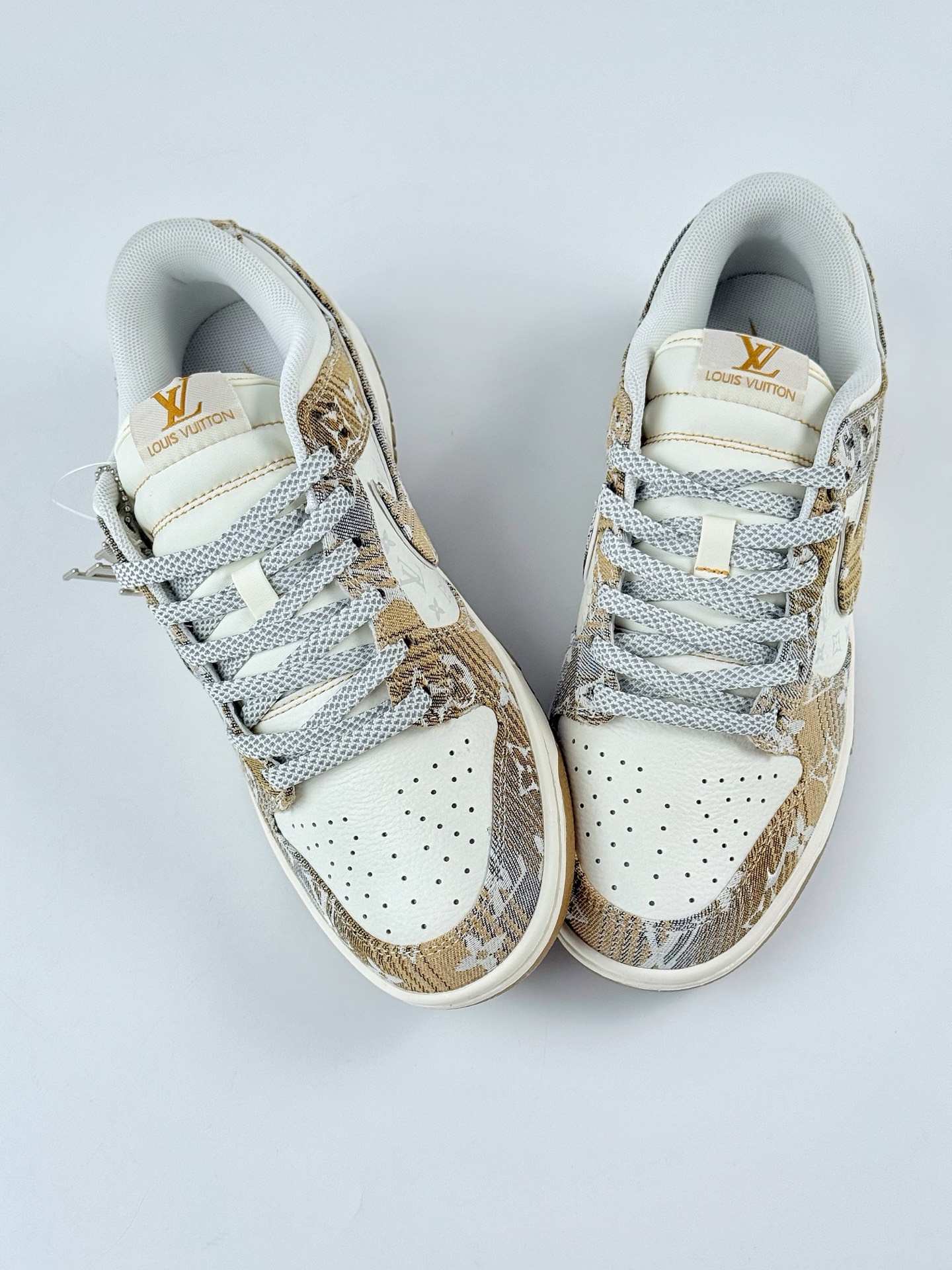 Nike SB Dunk Low x Louis Vuitton 黄白满天星 SC9772-810