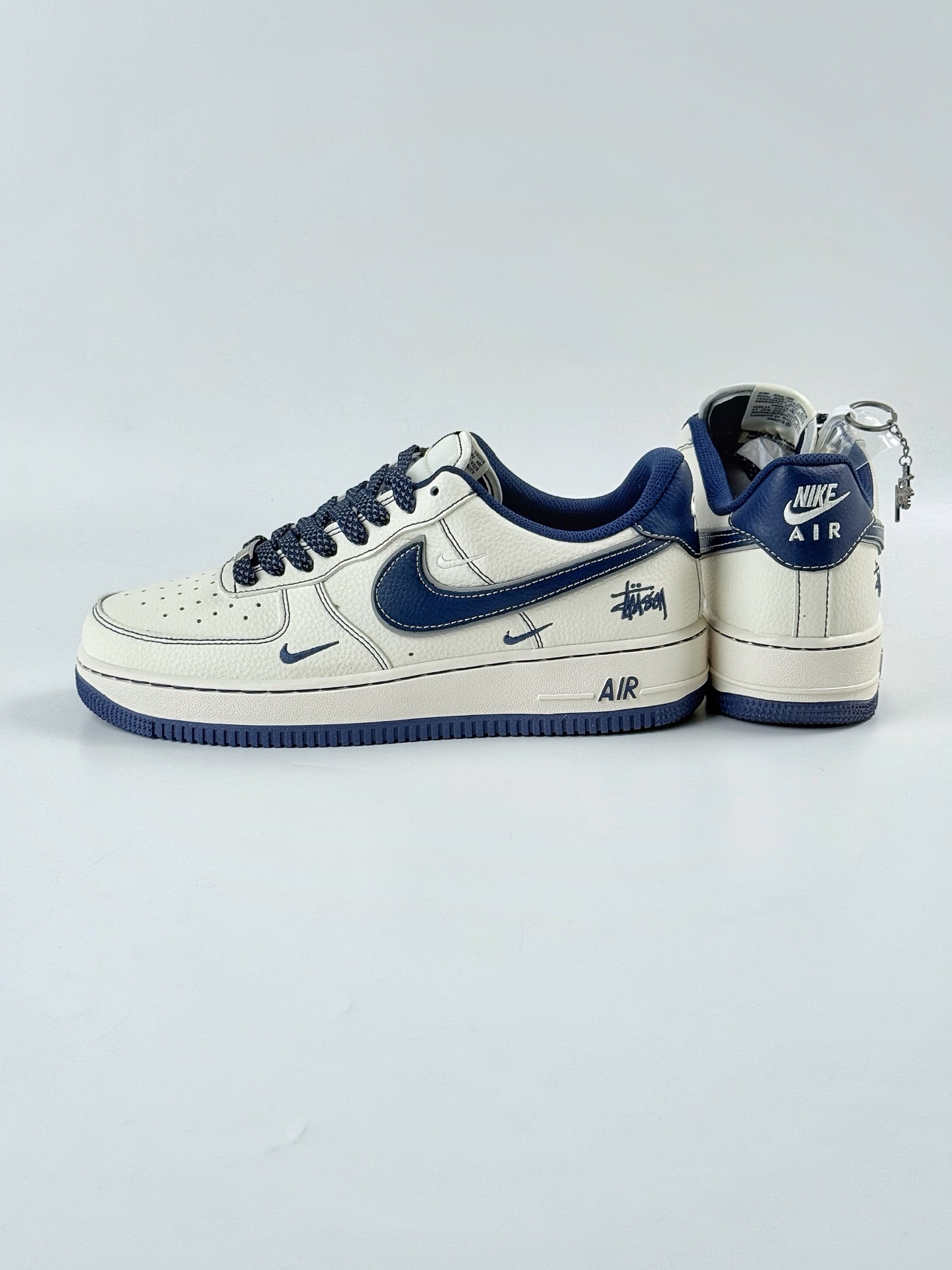 Nike Air Force 1 Low 07 x Louis Vuitton 白蓝三小勾满天星 HH7518-061