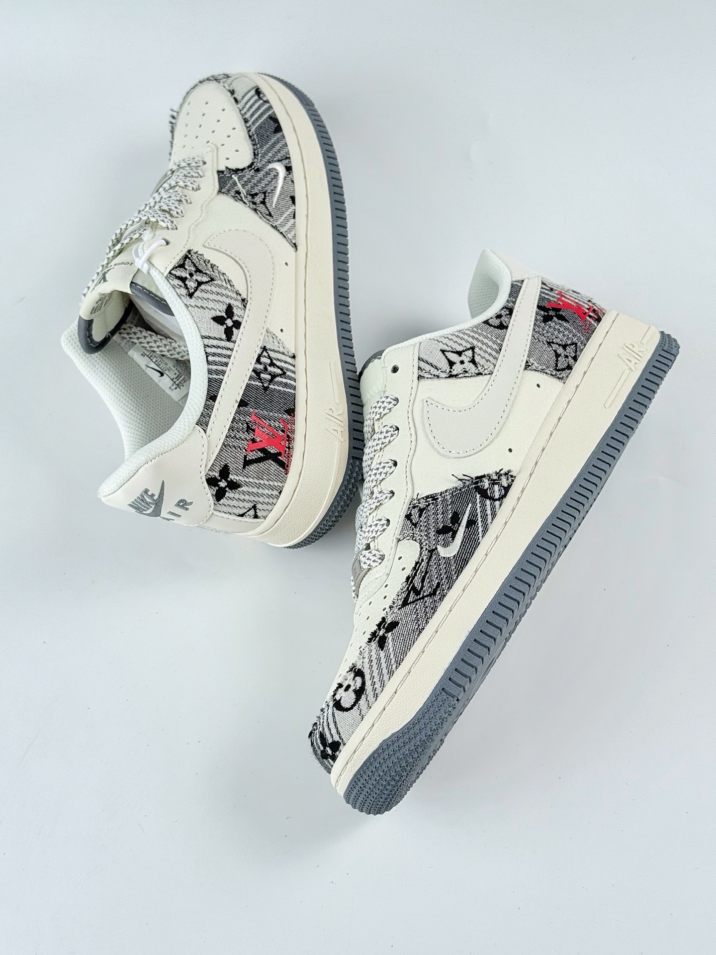 Nike Air Force 1 Low 07 x Louis Vuitton 黑白小勾满天星 XS1958-587
