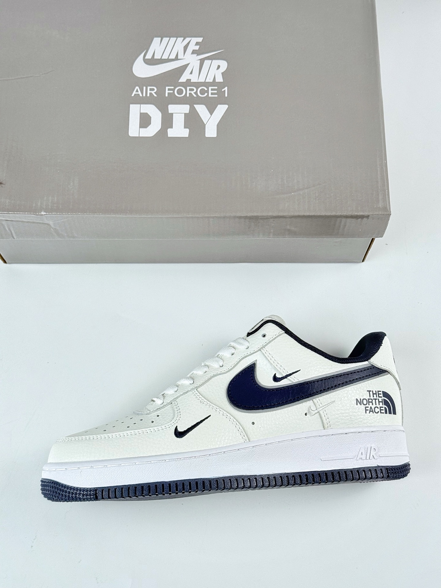 Nike Air Force 1 Low 07 x The North Face 白蓝三小勾 AM1588-008