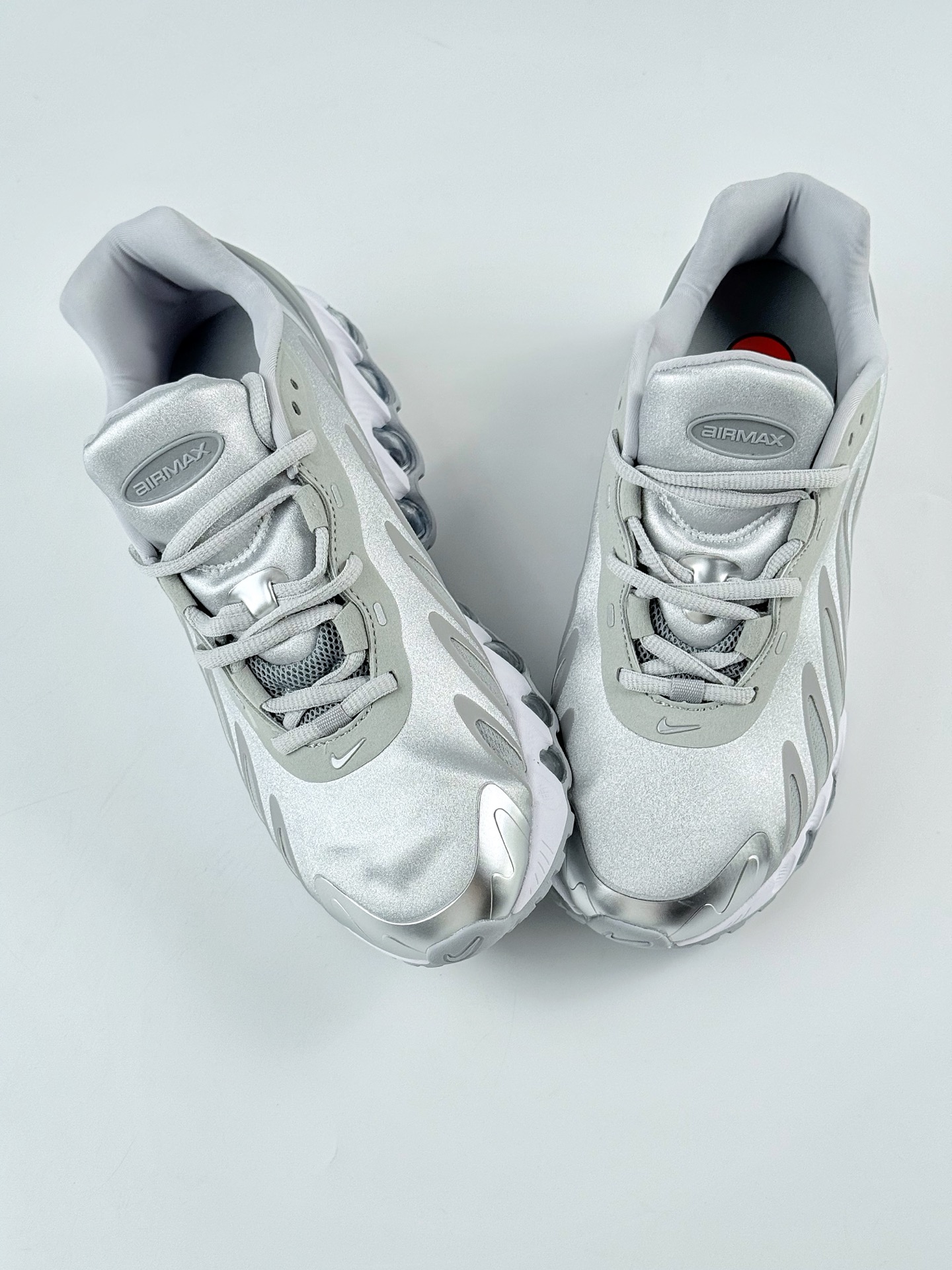 Nike Air Max DN8 复古减震气垫跑鞋 HF5509-002