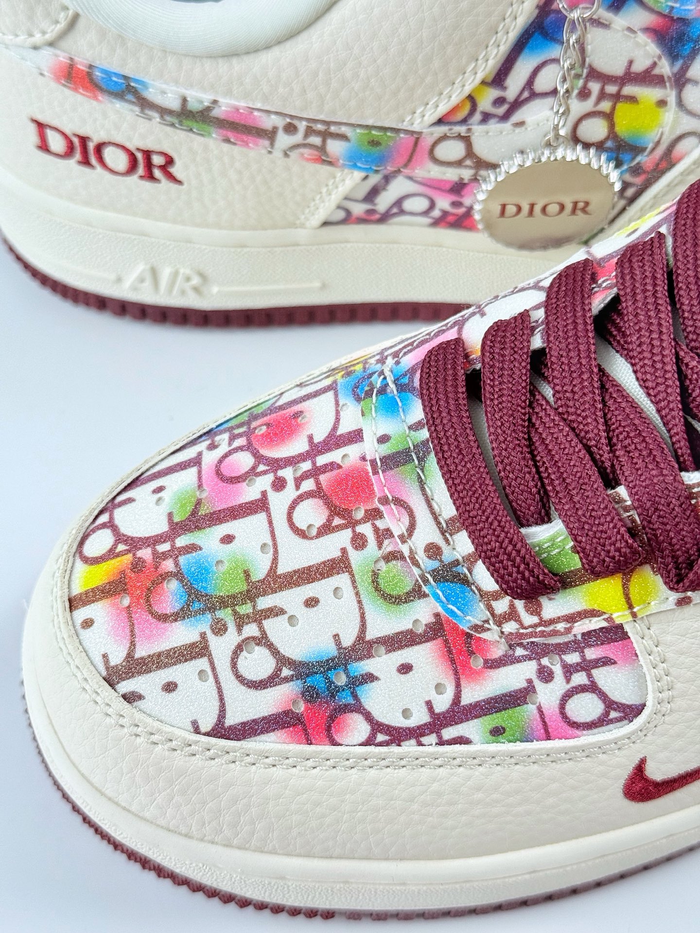 Nike Air Force 1 Low 07 x DIOR 白红小勾 DF0188-063