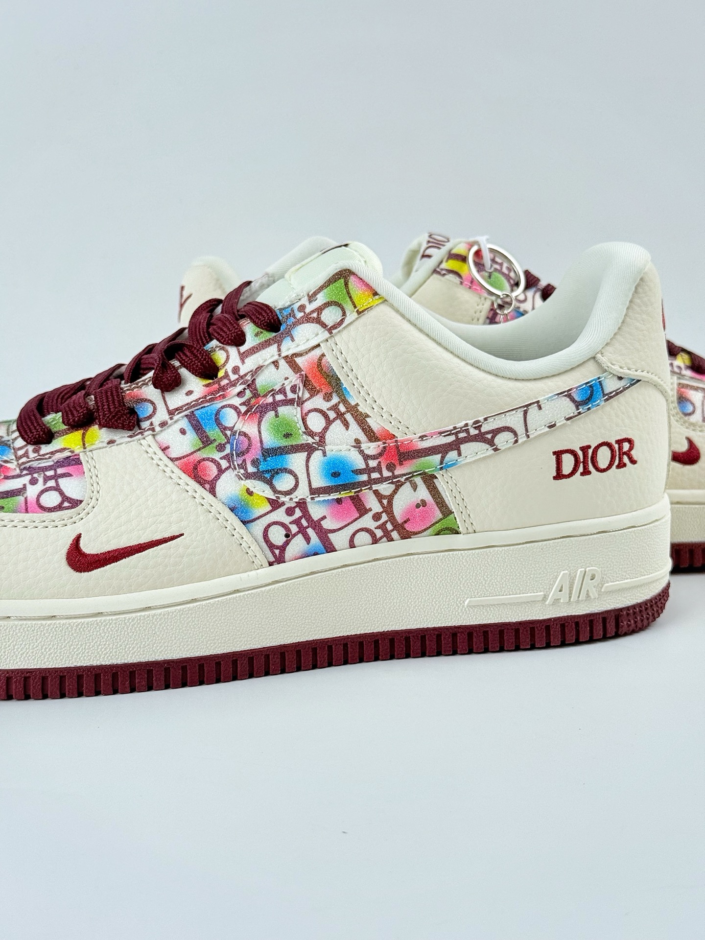 Nike Air Force 1 Low 07 x DIOR 白红小勾 DF0188-063