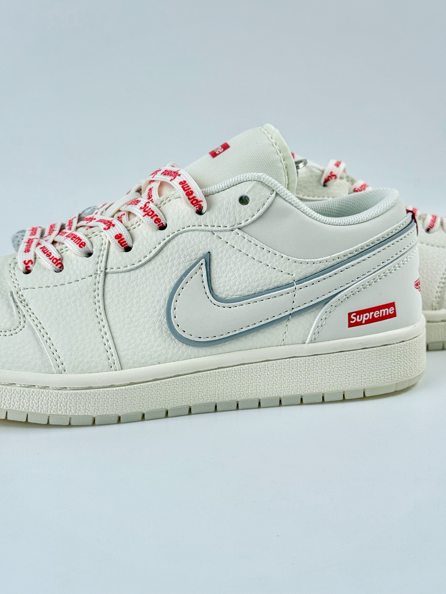 Air Jordan 1 Retro Low x superme 白红小钩 XX3168-186