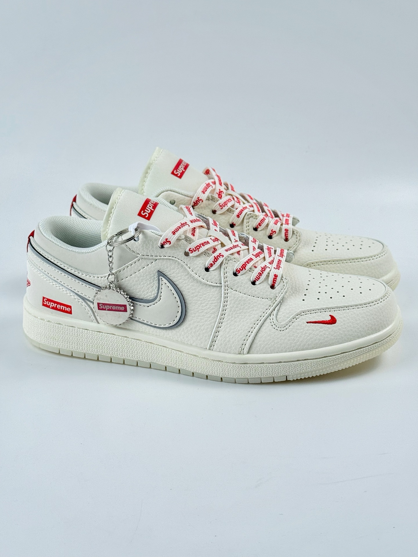 Air Jordan 1 Retro Low x superme 白红小钩 XX3168-186