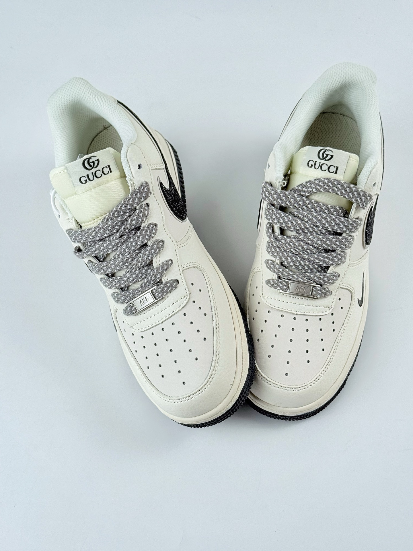 Nike Air Force 1 Low 07 x GUCCI 白黑小勾满天星 QY6818-606