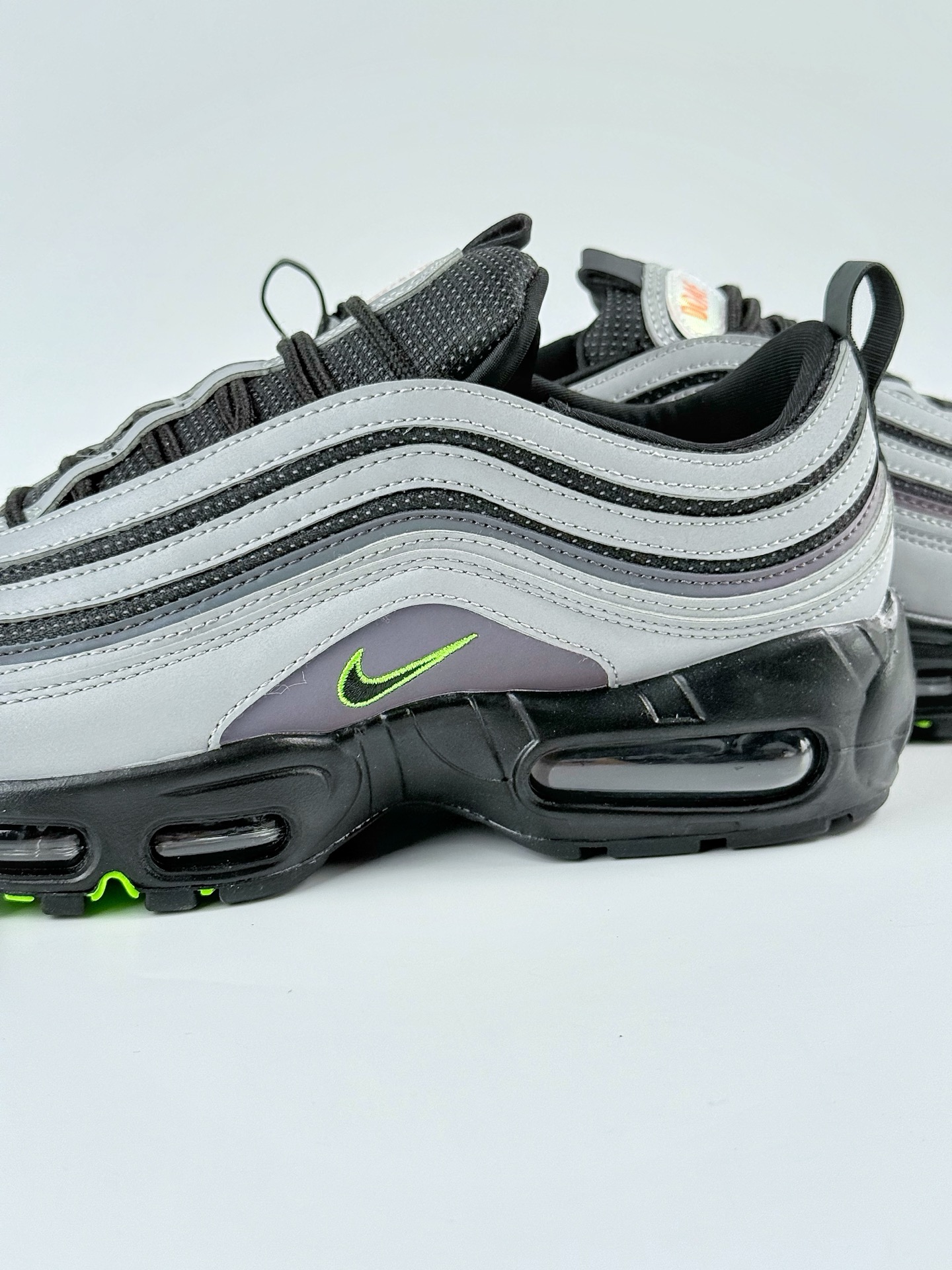 Division Street x Nike Air Max 95/97 复刻灰黑 纯原版本 复古休闲跑步鞋 IM2174-001