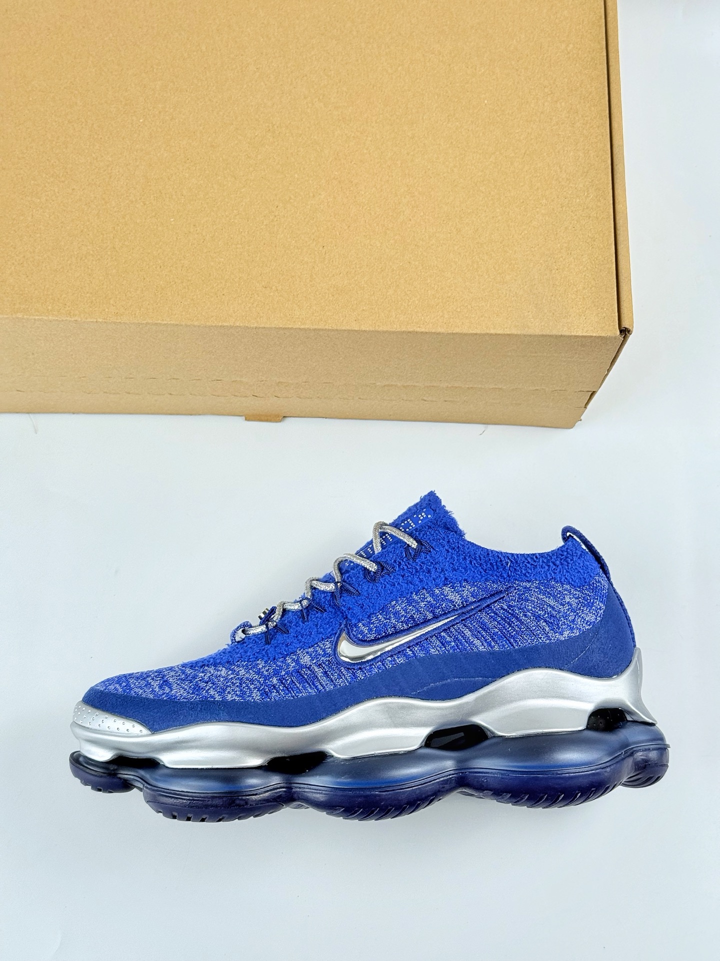 Nike Air MAX SCORPION FK 全掌长气垫 缓震跑步鞋 DJ4702-044
