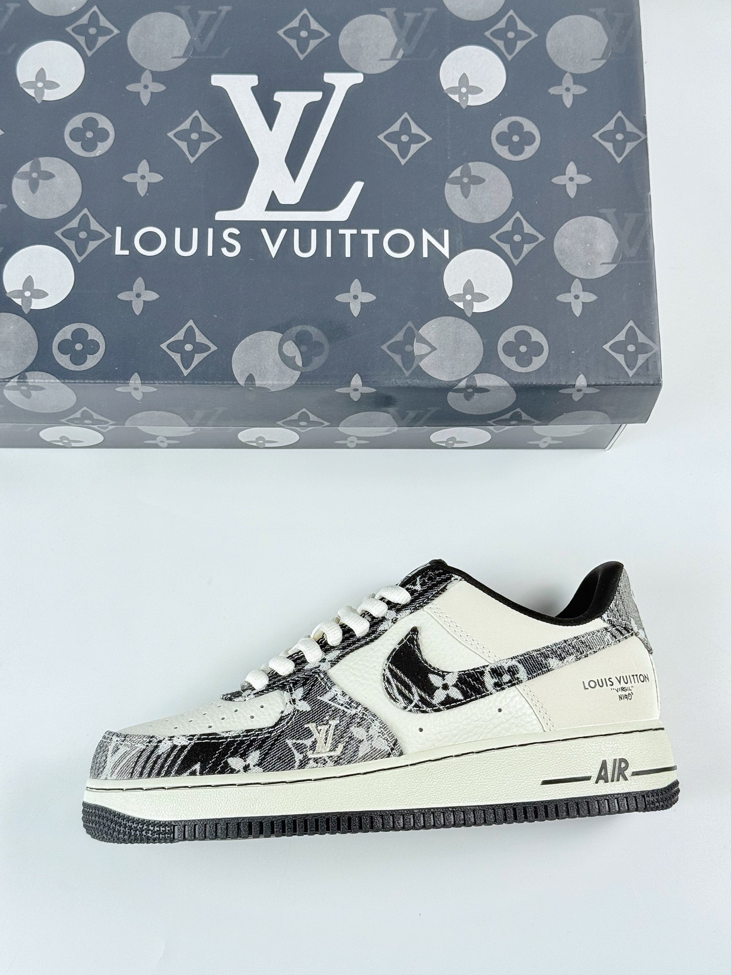Nike Air Force 1 Low 07 x Louis Vuitton 黑白 SC9207-539
