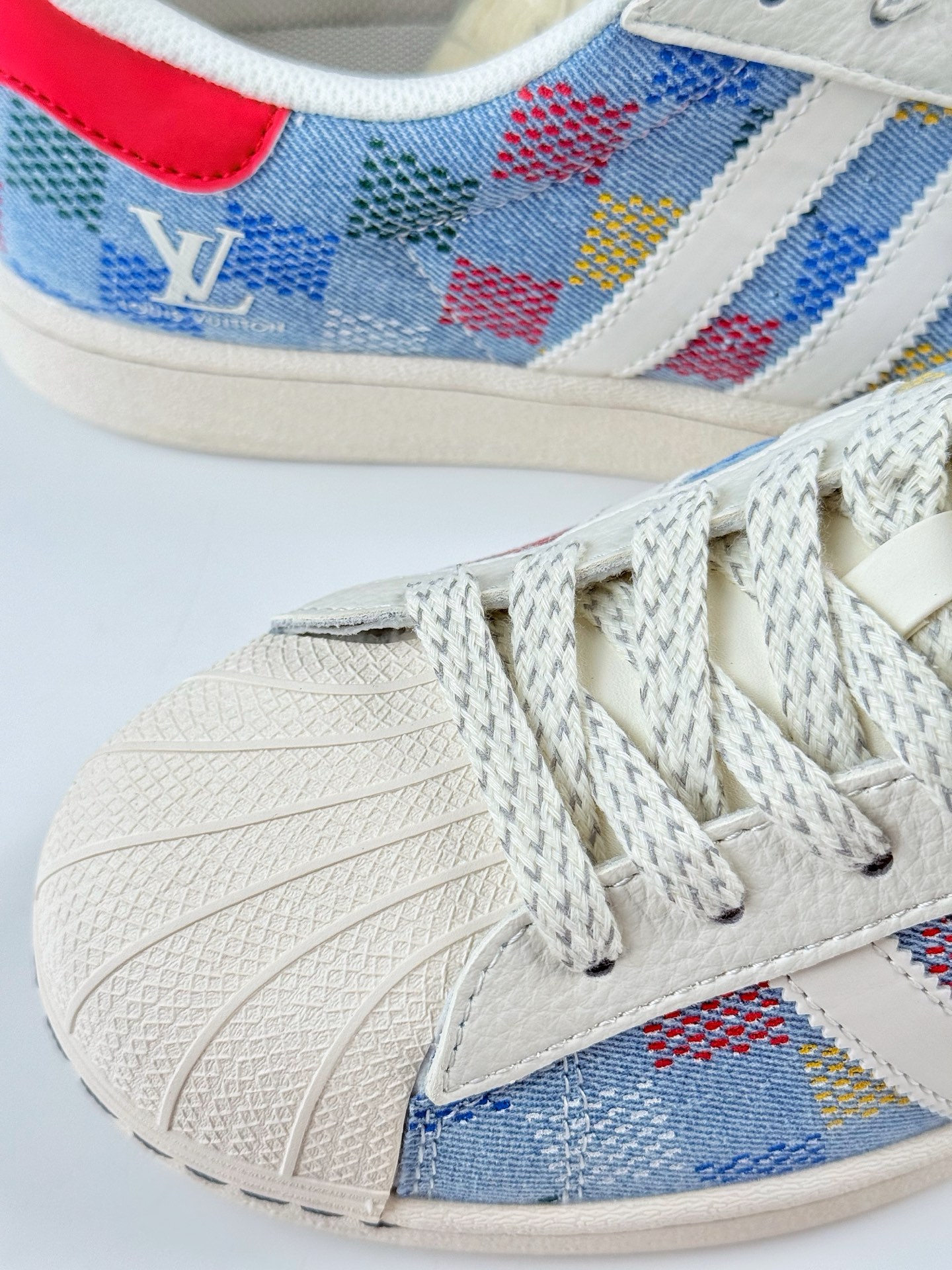 AD Originals Superstar x Louis Vuitton 蓝白红满天星 HS3079