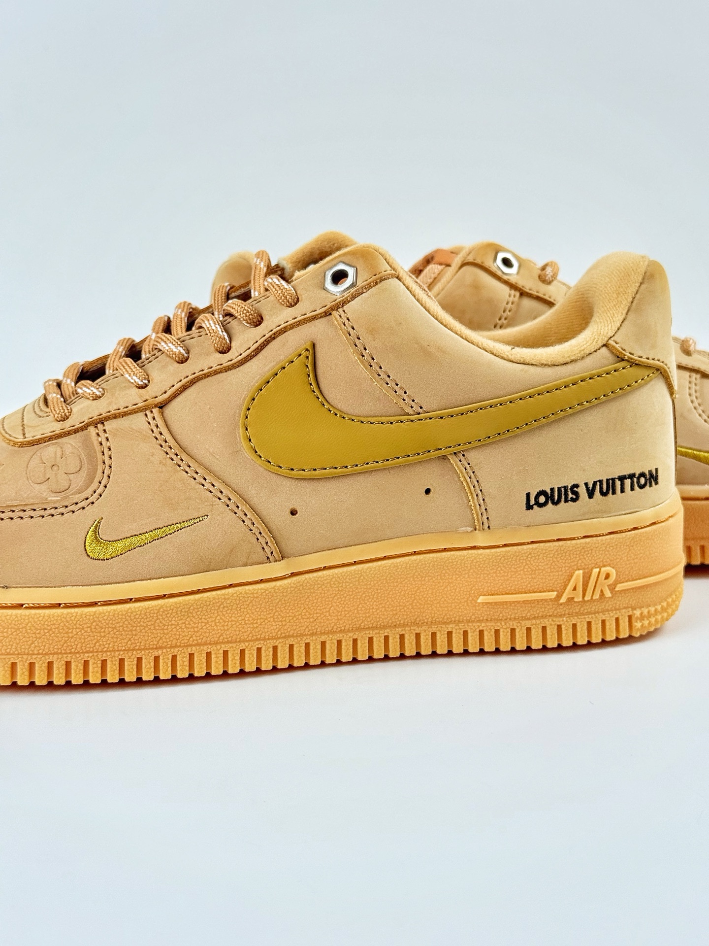 Nike Air Force 1 Low 07 x Louis Vuitton 万花弄 原木塞 复古美拉德 深棕小勾 CJ9179-200