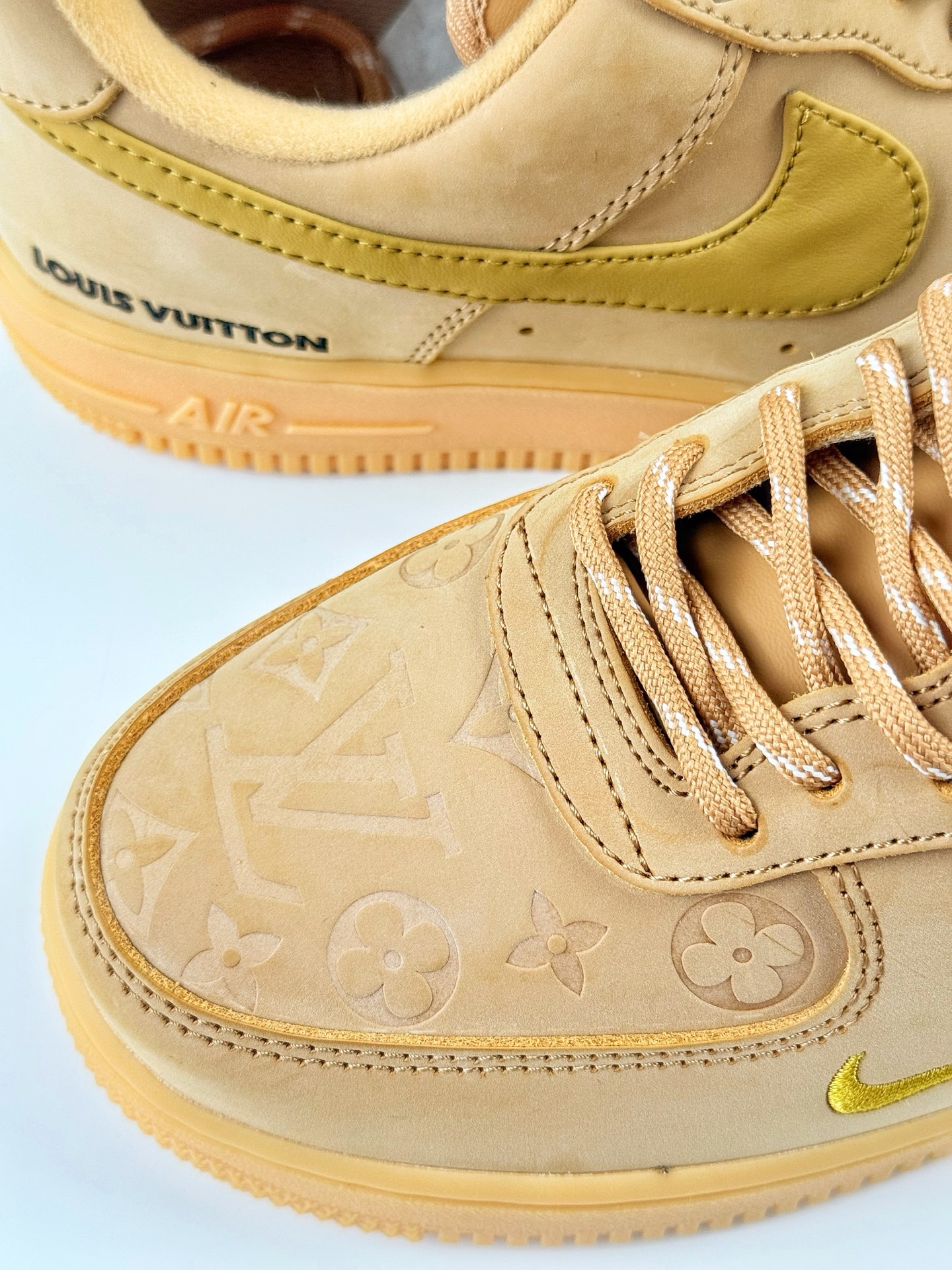 Nike Air Force 1 Low 07 x Louis Vuitton 万花弄 原木塞 复古美拉德 深棕小勾 CJ9179-200