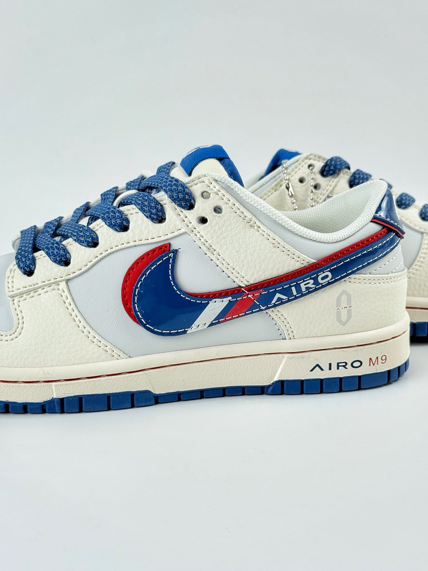 Nike SB Dunk Low 白蓝小勾满天星 FC1688-235