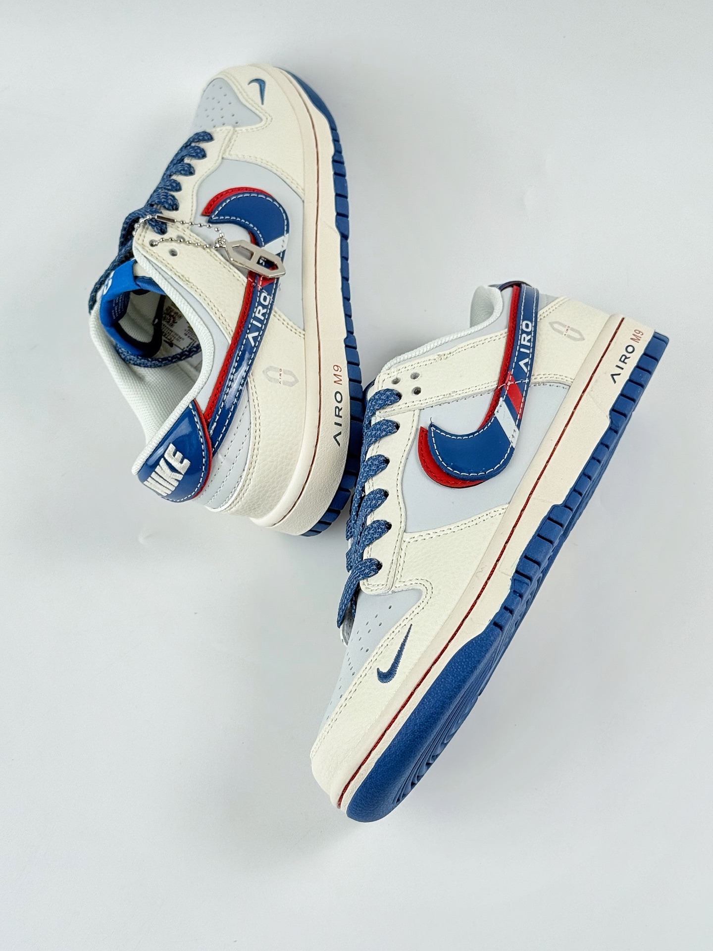 Nike SB Dunk Low 白蓝小勾满天星 FC1688-235