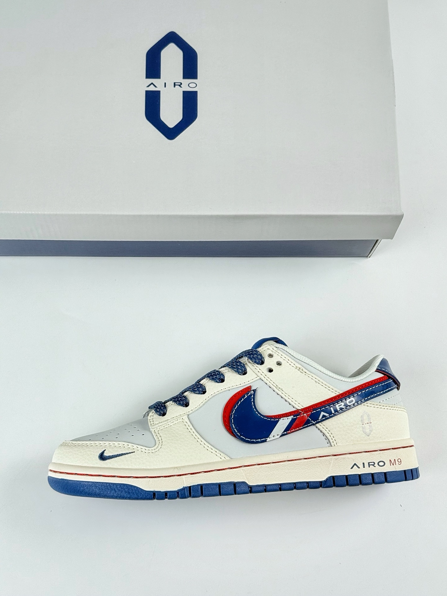 Nike SB Dunk Low 白蓝小勾满天星 FC1688-235