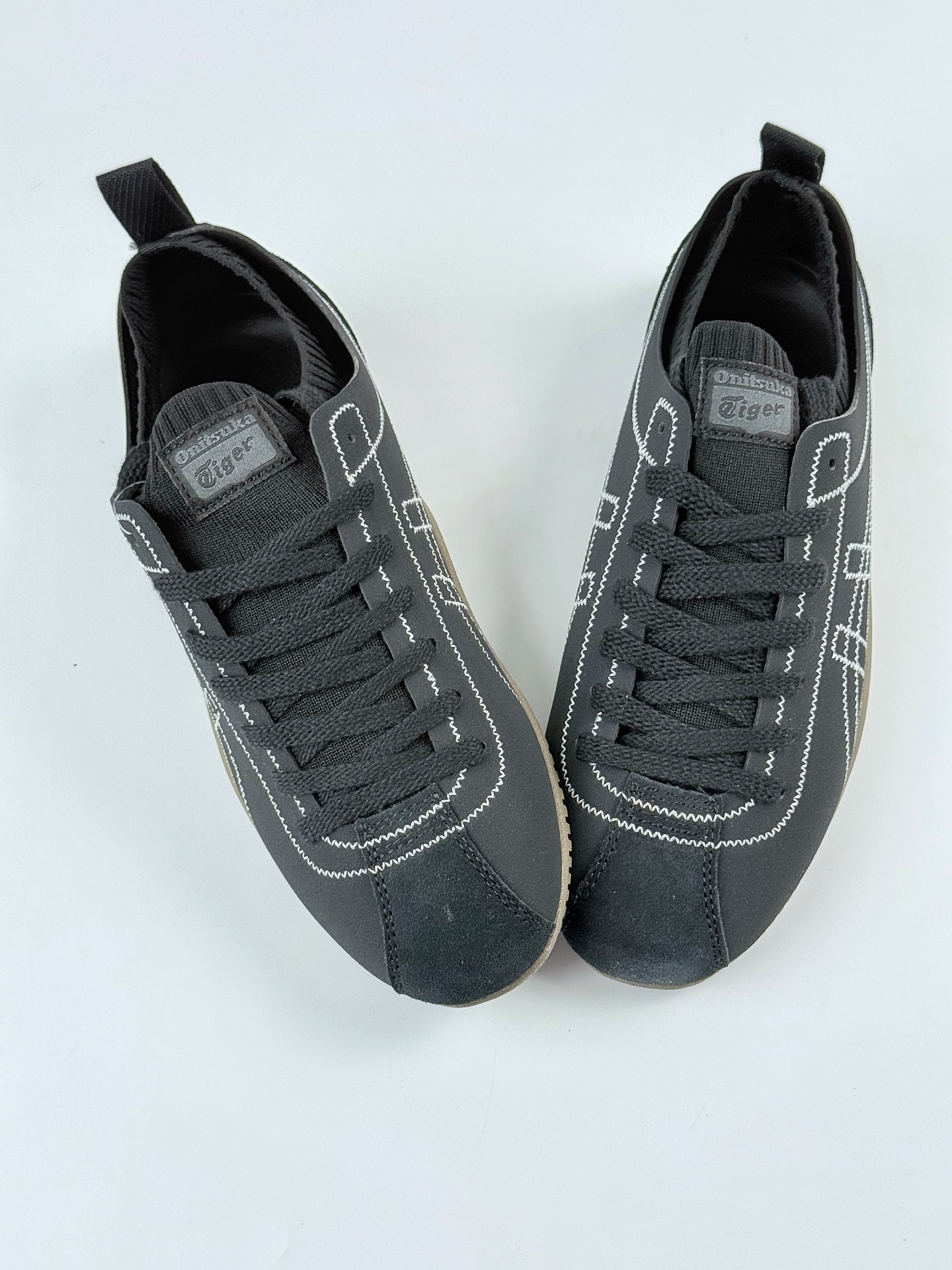 Onitsuka Tiger鬼塚虎SCLAW 绒面革织物 舒适运动休闲鞋 1183B969-001