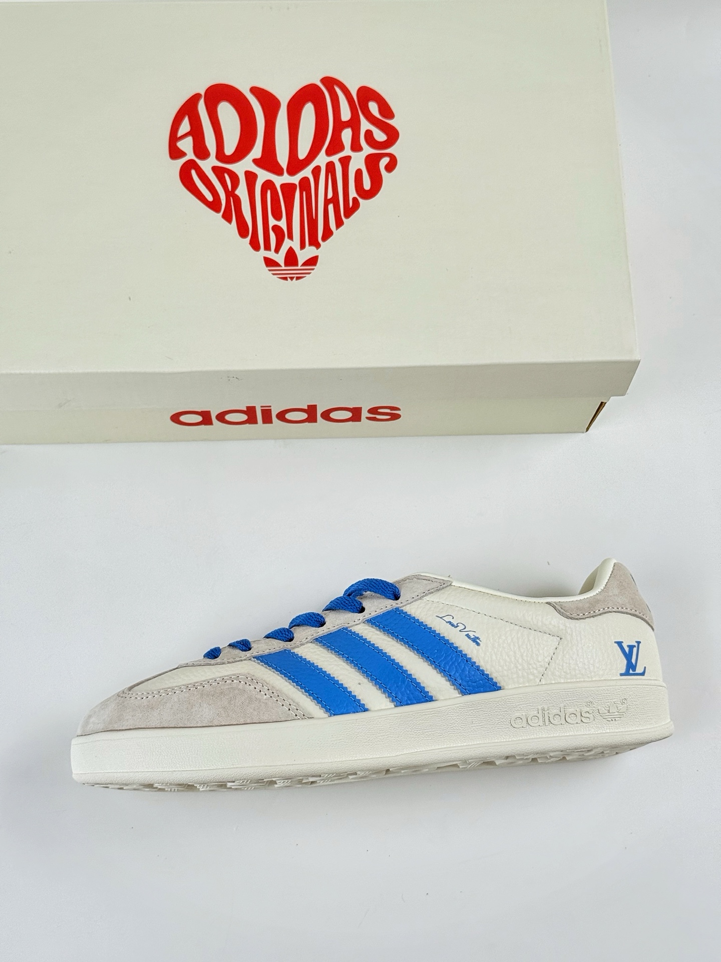 adidas Originals Gazelle INdoor x Louis Vuitton 三叶草休闲防滑耐磨低帮板鞋 DD6605
