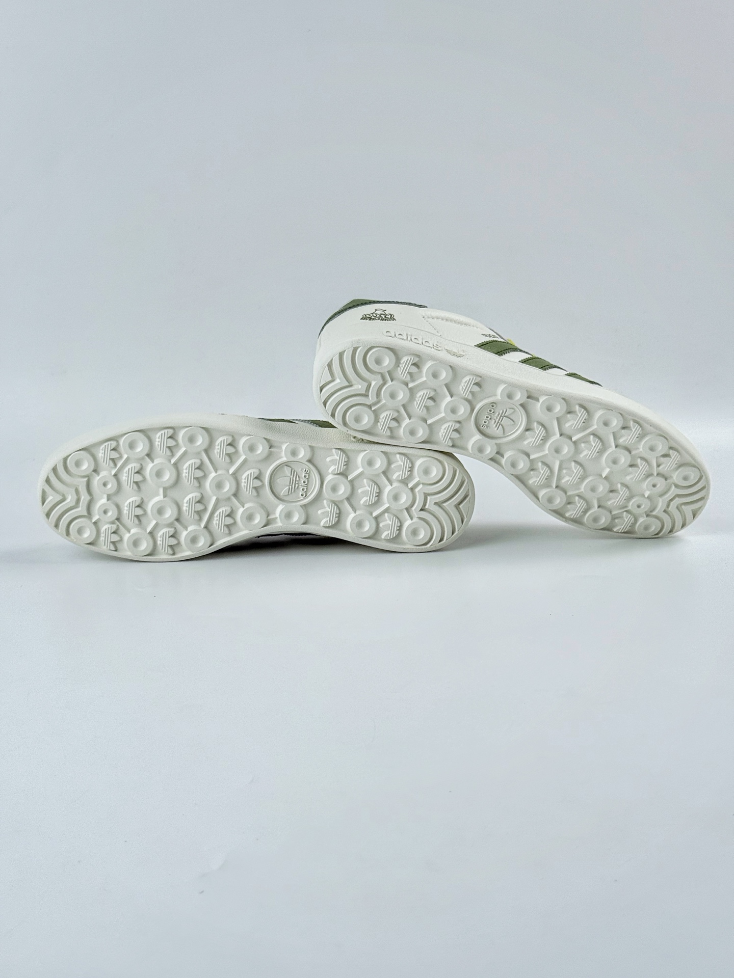 adidas Originals Gazelle INdoor x GUCCI 三叶草休闲防滑耐磨低帮板鞋 DD6607