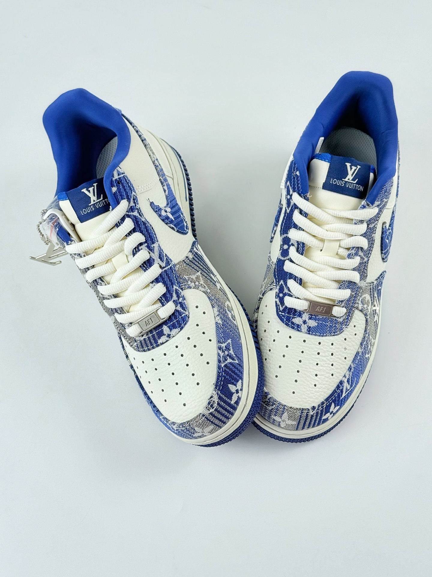 Nike Air Force 1 Low 07 x Louis Vuitton 蓝白 SC9207-540