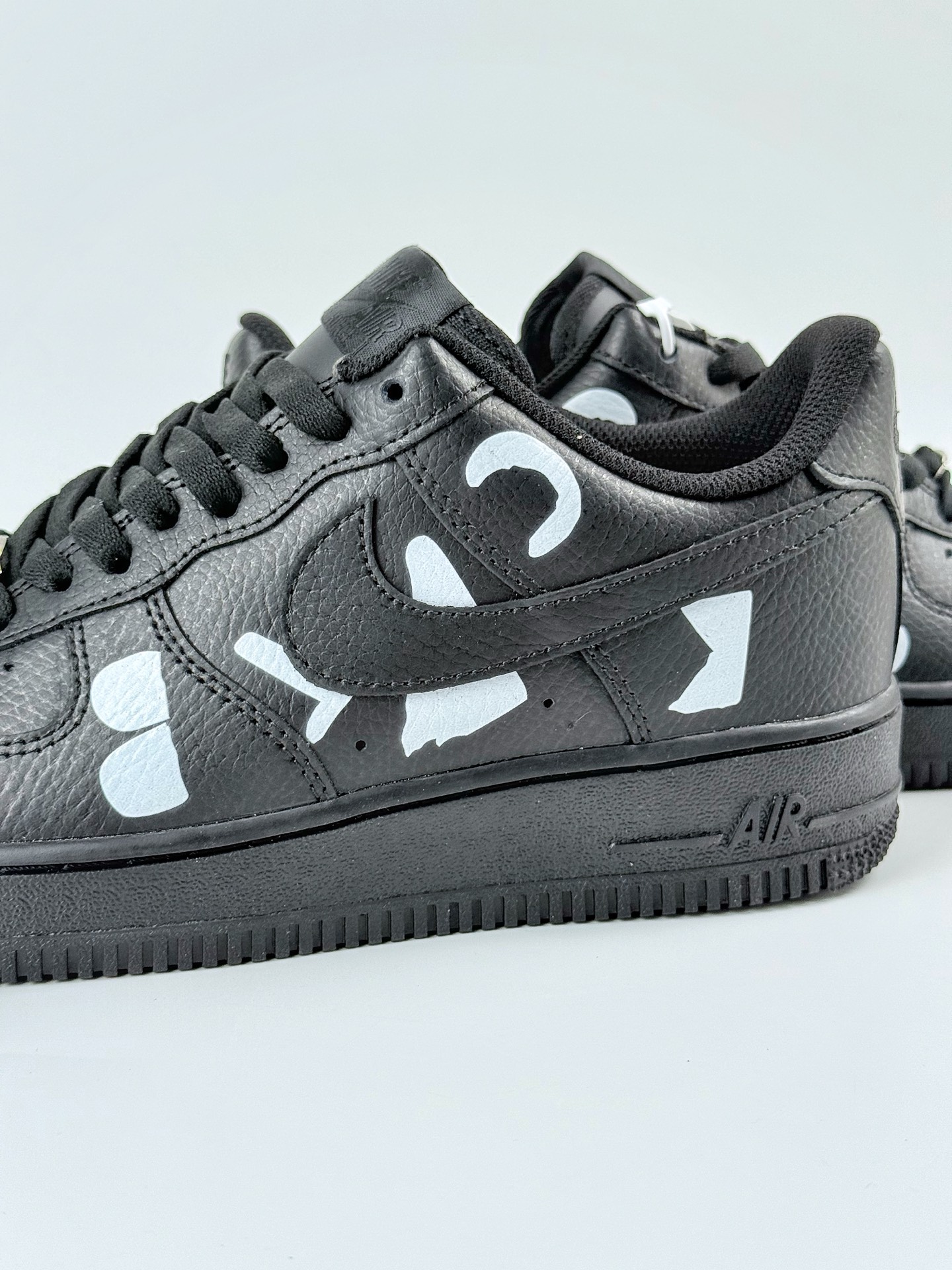 Black COMME des GARCONS x Nike Air Force 1 LOW 黑色 IB9949-001